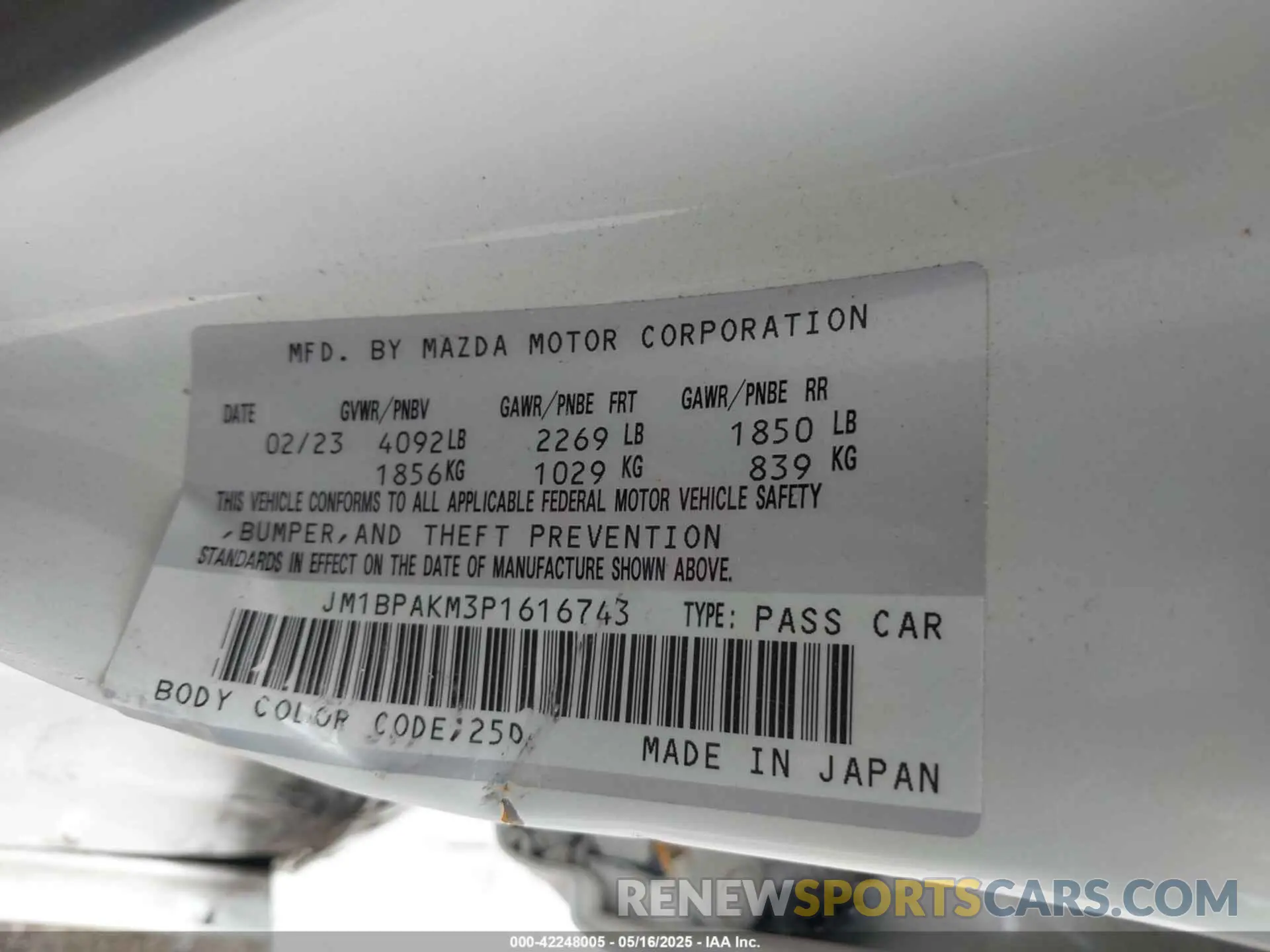 9 Photograph of a damaged car JM1BPAKM3P1616743 MAZDA MAZDA3 2023