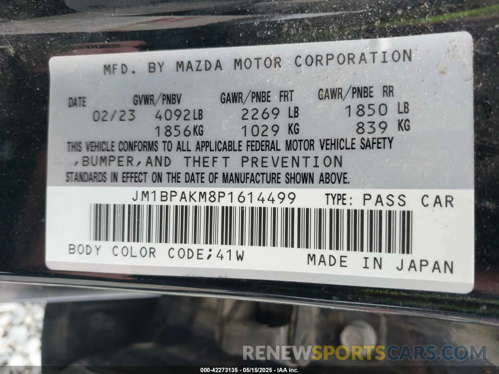 9 Photograph of a damaged car JM1BPAKM8P1614499 MAZDA MAZDA3 2023