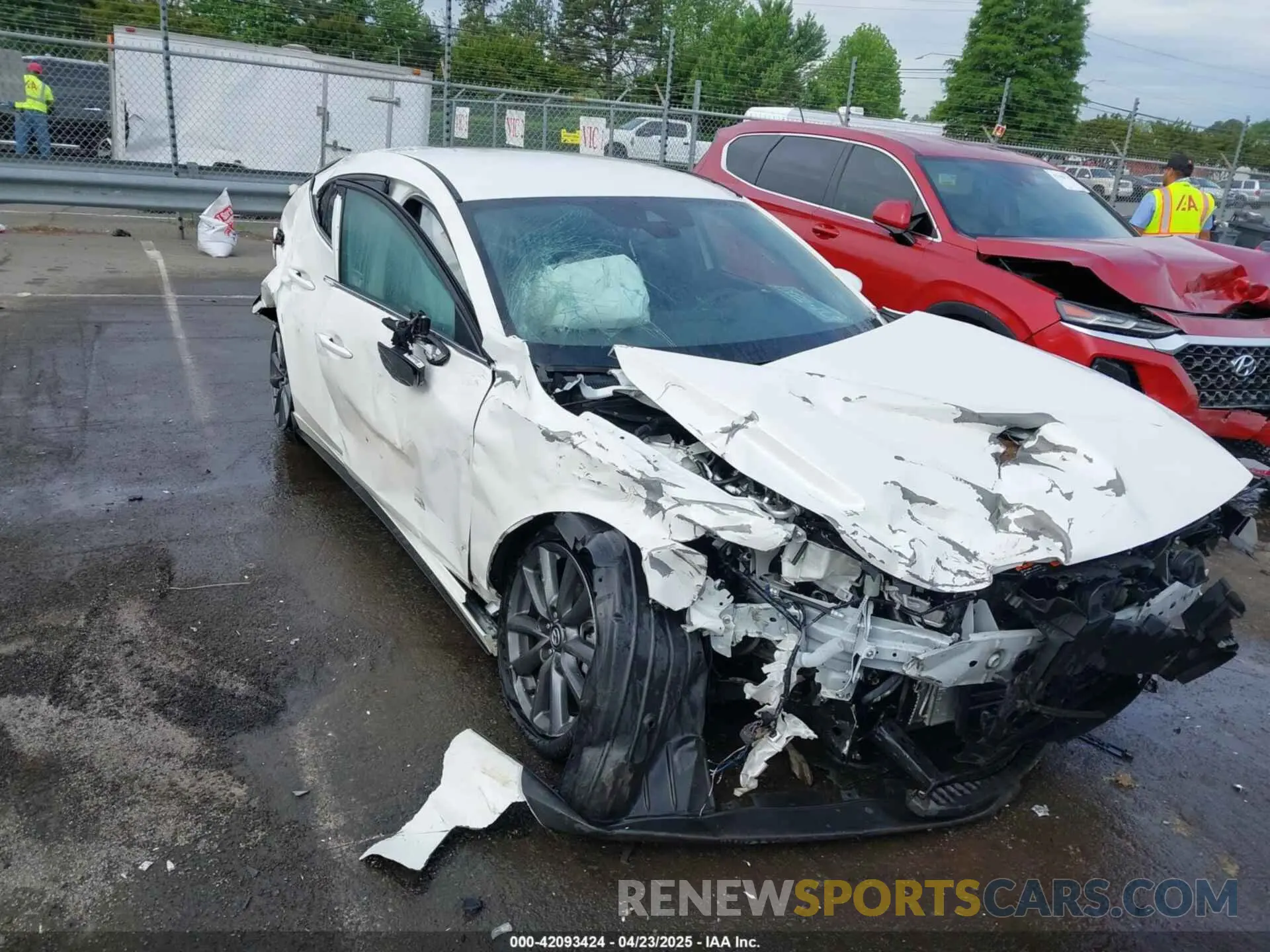 1 Photograph of a damaged car JM1BPAKM9P1604211 MAZDA MAZDA3 2023