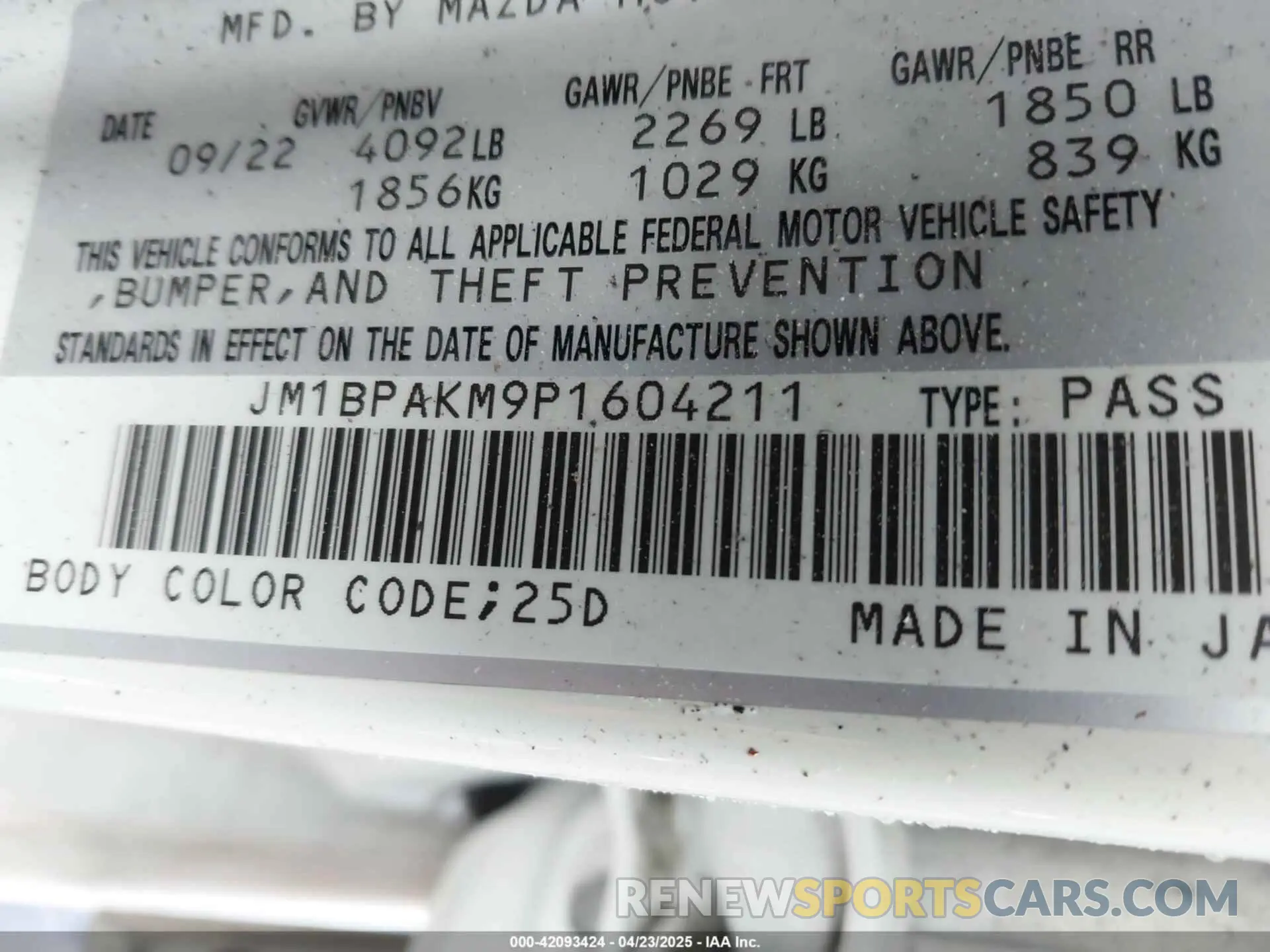 9 Photograph of a damaged car JM1BPAKM9P1604211 MAZDA MAZDA3 2023