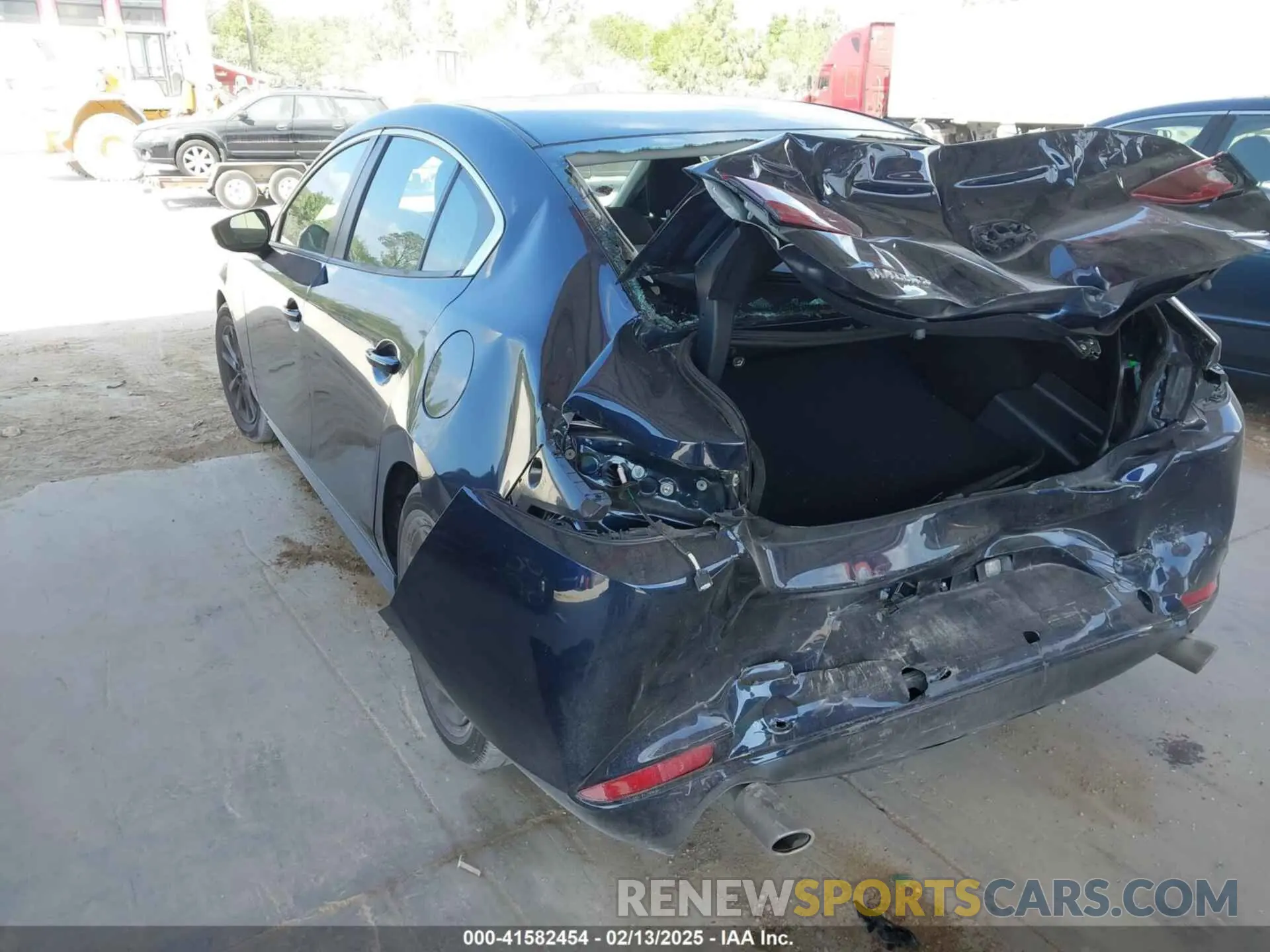 3 Photograph of a damaged car 3MZBPAAM4RM423330 MAZDA MAZDA3 2024