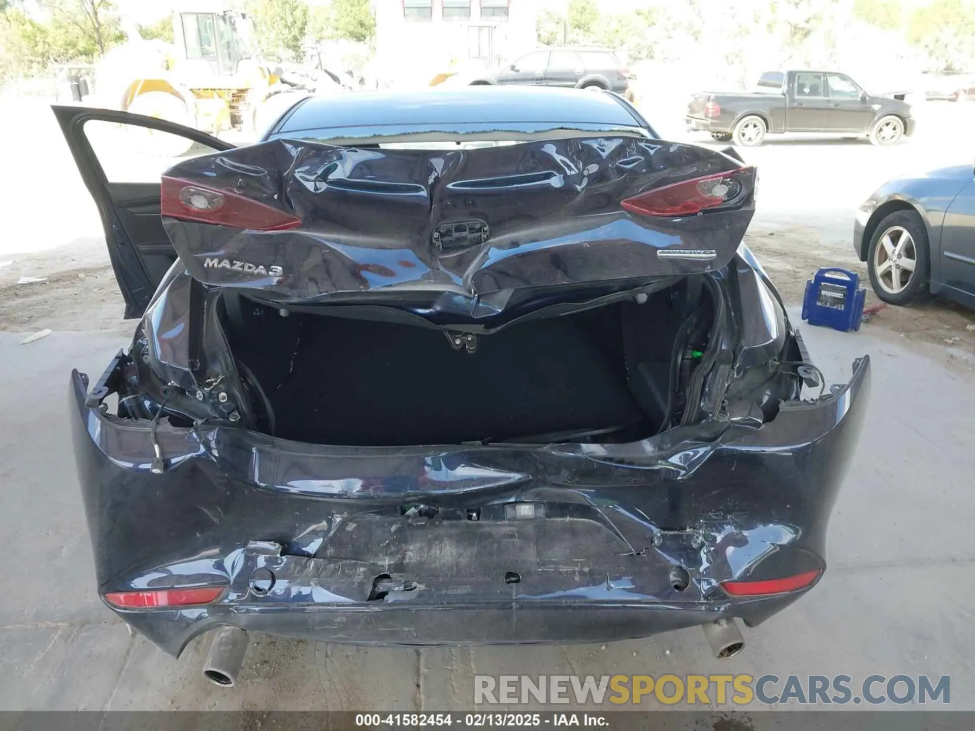 6 Photograph of a damaged car 3MZBPAAM4RM423330 MAZDA MAZDA3 2024