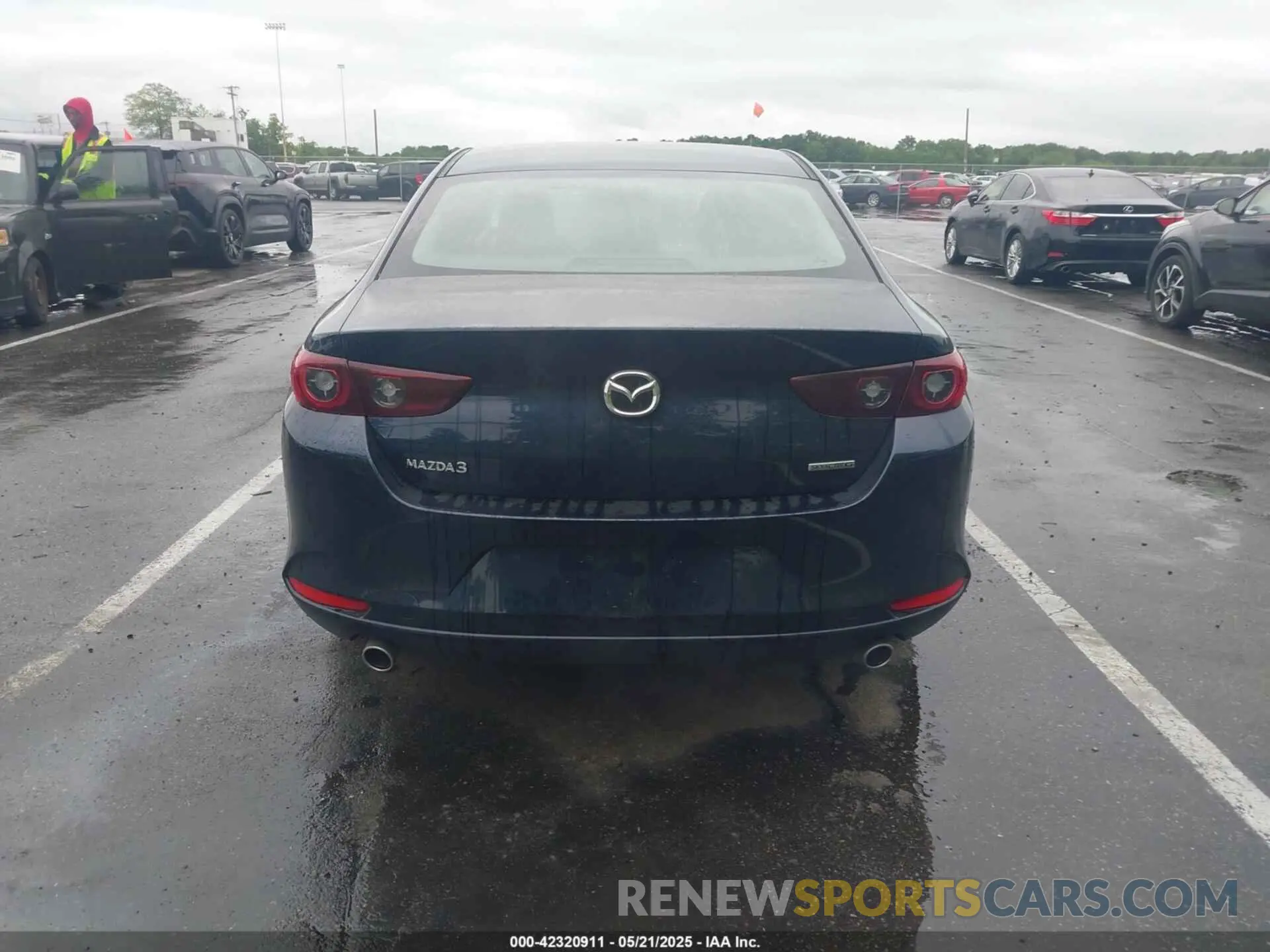 16 Photograph of a damaged car 3MZBPAAM5RM416287 MAZDA MAZDA3 2024