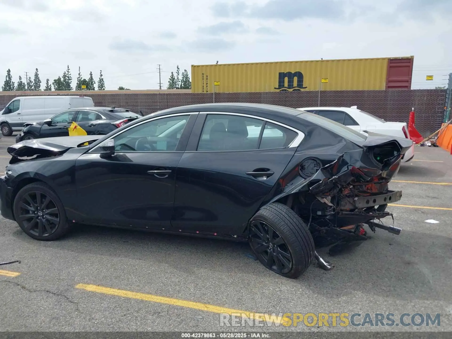 14 Photograph of a damaged car 3MZBPABM4RM406719 MAZDA MAZDA3 2024