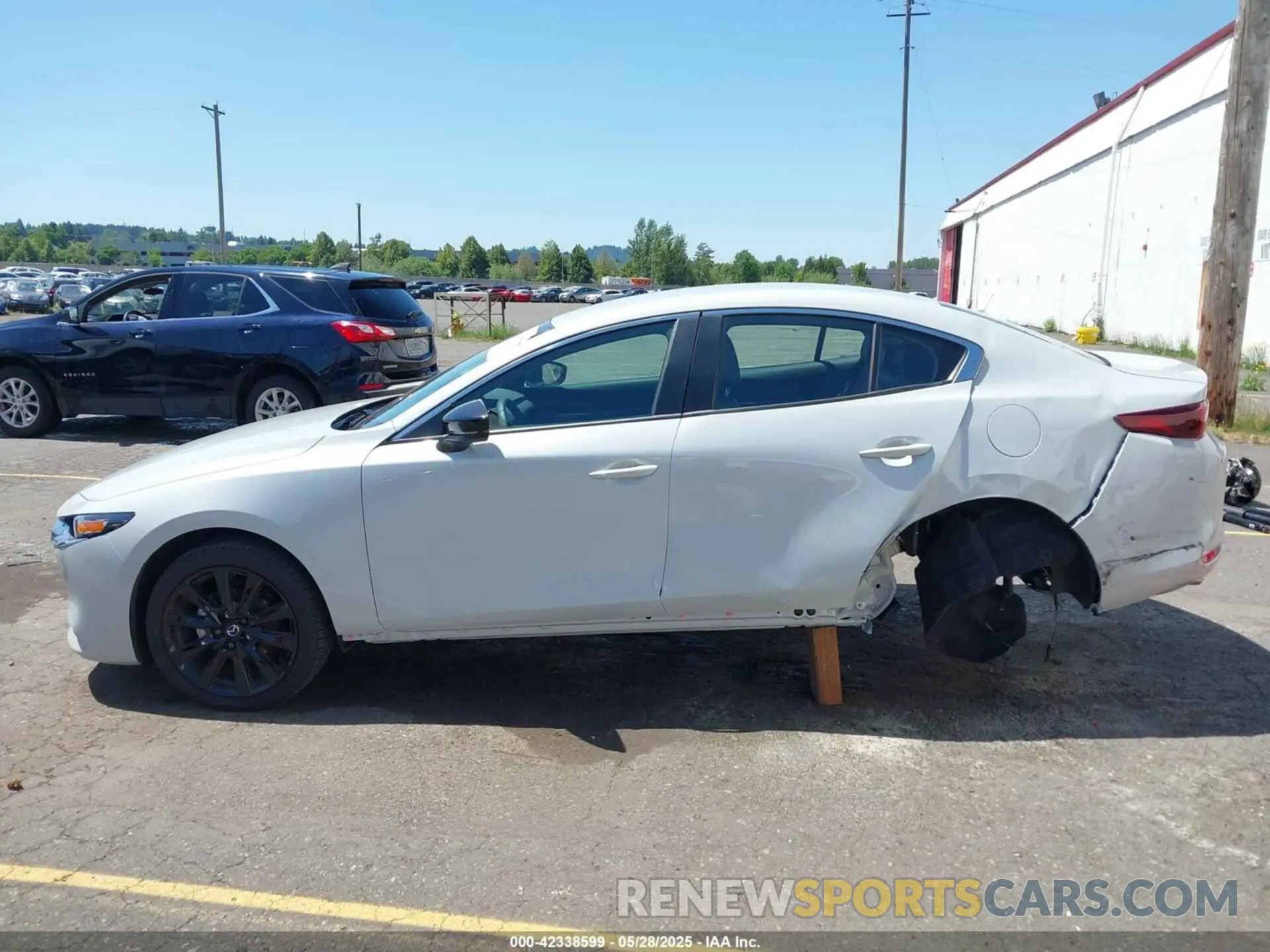 15 Photograph of a damaged car 3MZBPABM8RM437245 MAZDA MAZDA3 2024