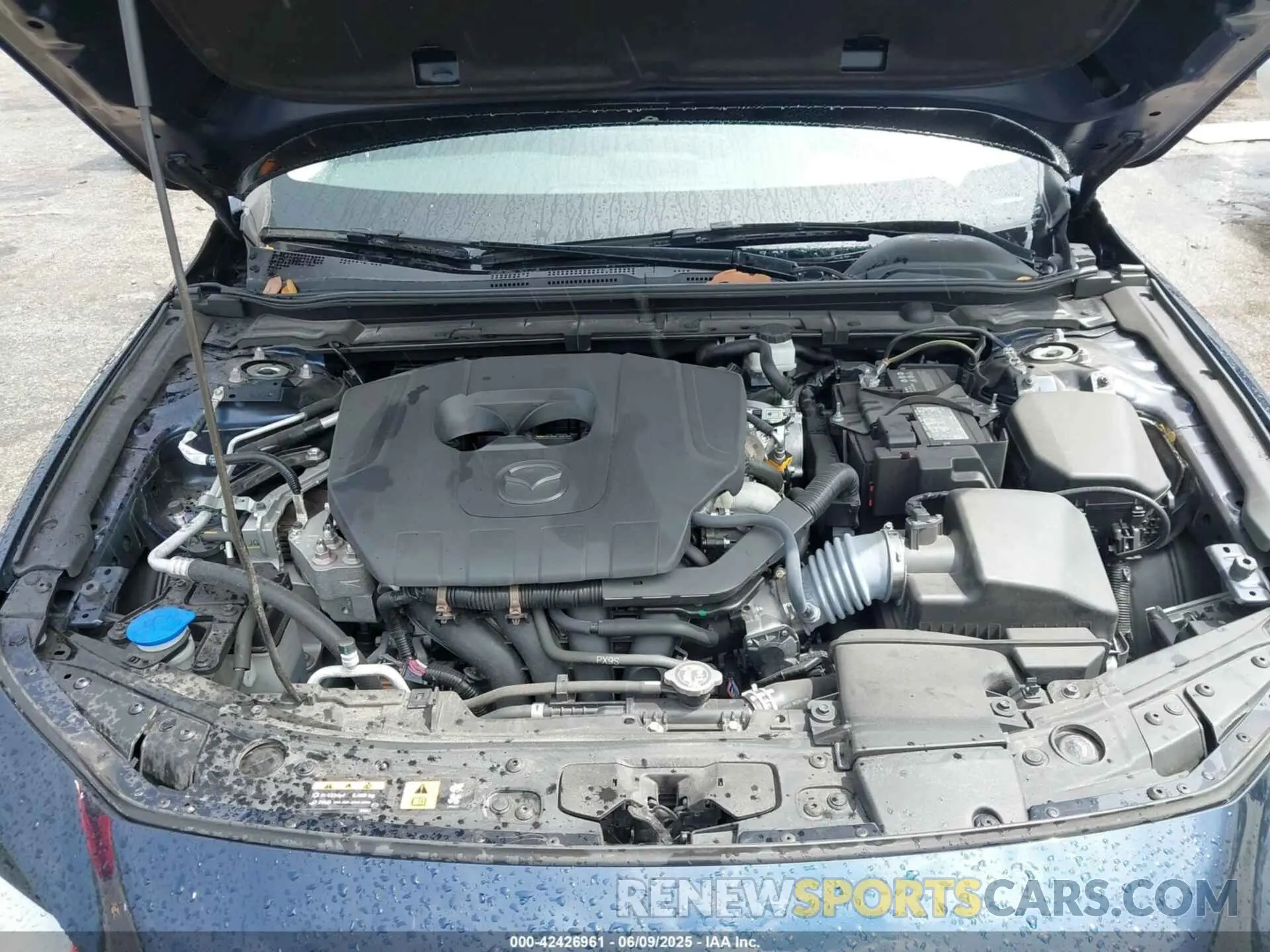 10 Photograph of a damaged car 3MZBPABMXRM401895 MAZDA MAZDA3 2024