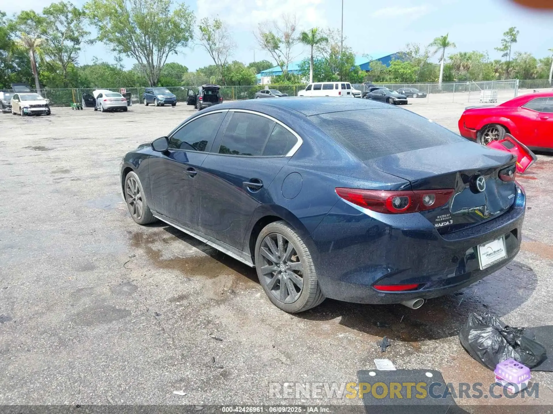 3 Photograph of a damaged car 3MZBPABMXRM401895 MAZDA MAZDA3 2024