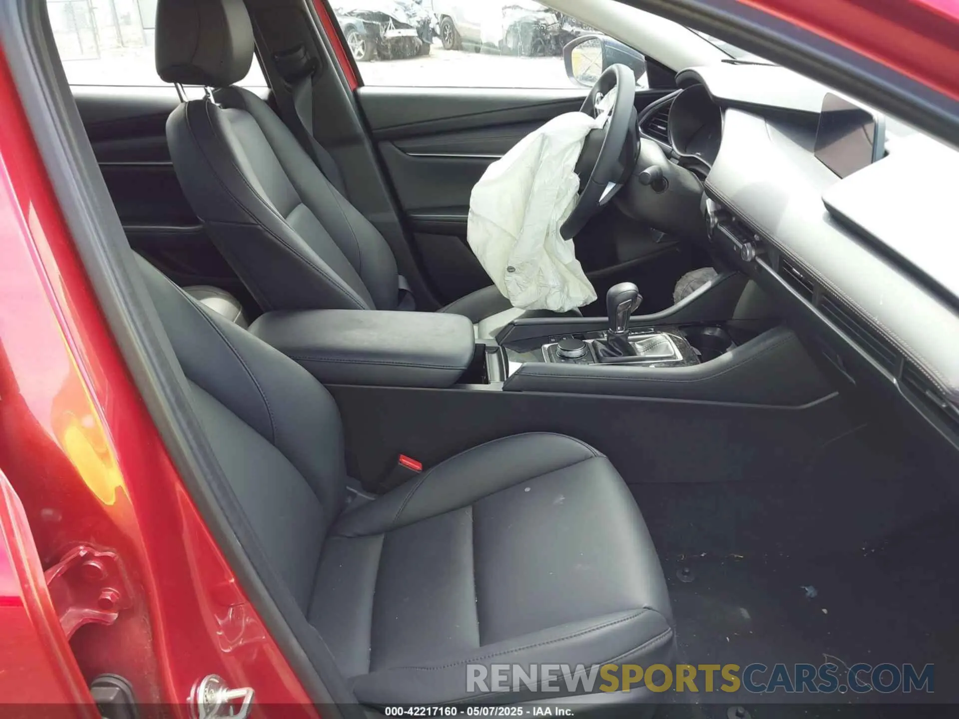 5 Photograph of a damaged car 3MZBPABMXRM434704 MAZDA MAZDA3 2024