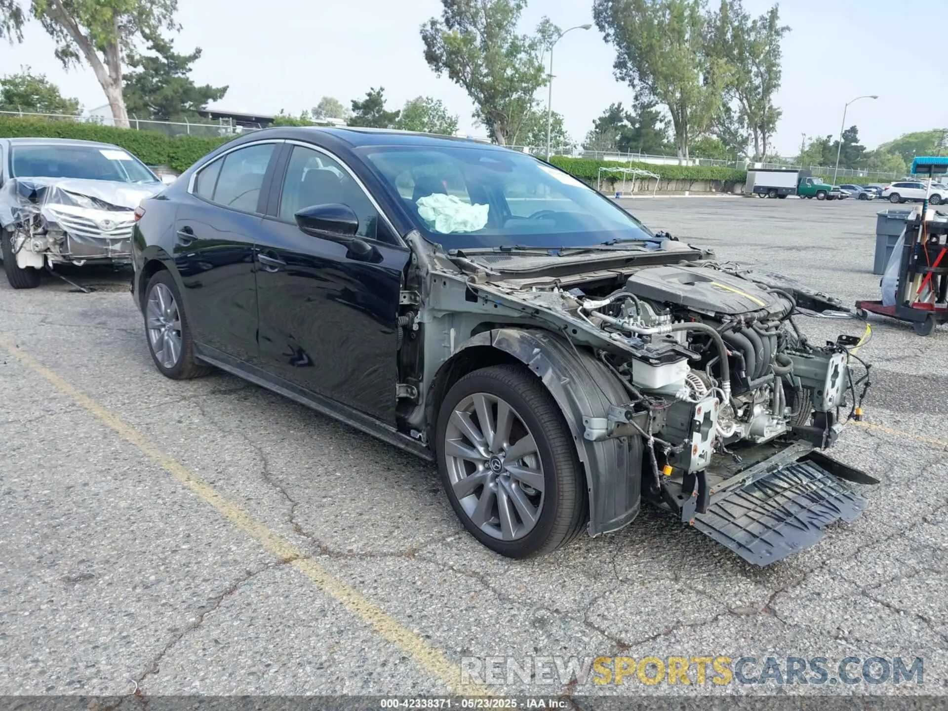 1 Photograph of a damaged car 3MZBPACM0RM417120 MAZDA MAZDA3 2024