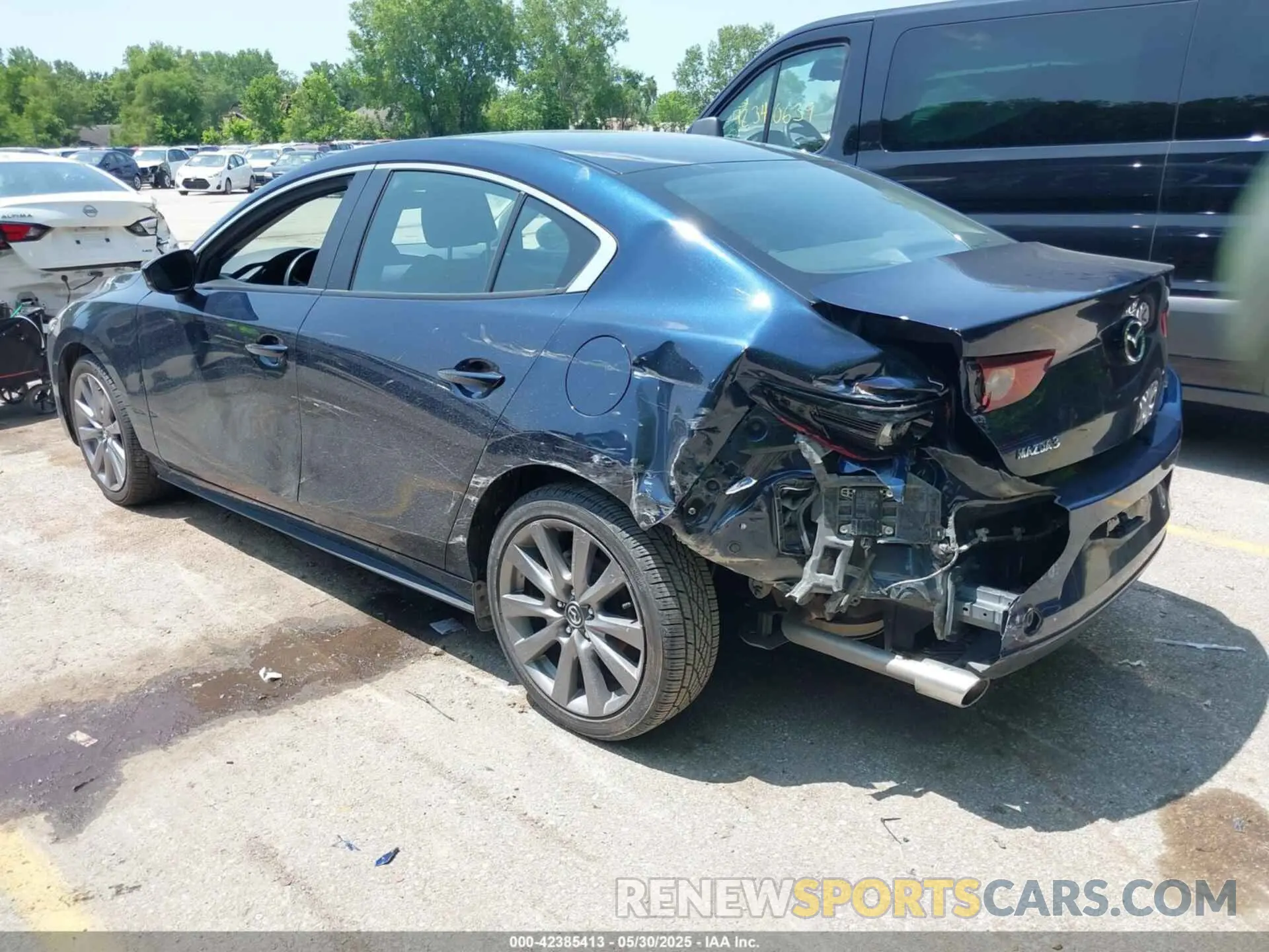 3 Photograph of a damaged car 3MZBPACM2RM414915 MAZDA MAZDA3 2024