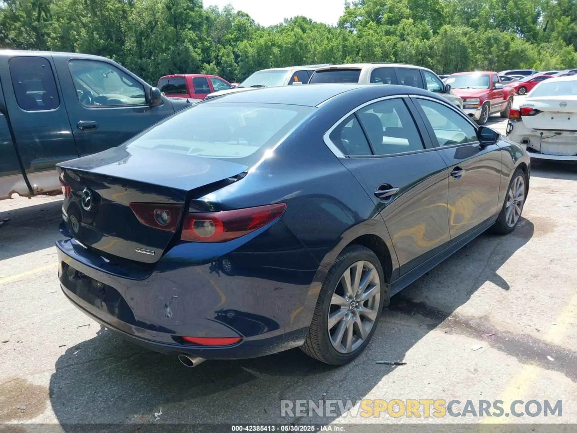4 Photograph of a damaged car 3MZBPACM2RM414915 MAZDA MAZDA3 2024