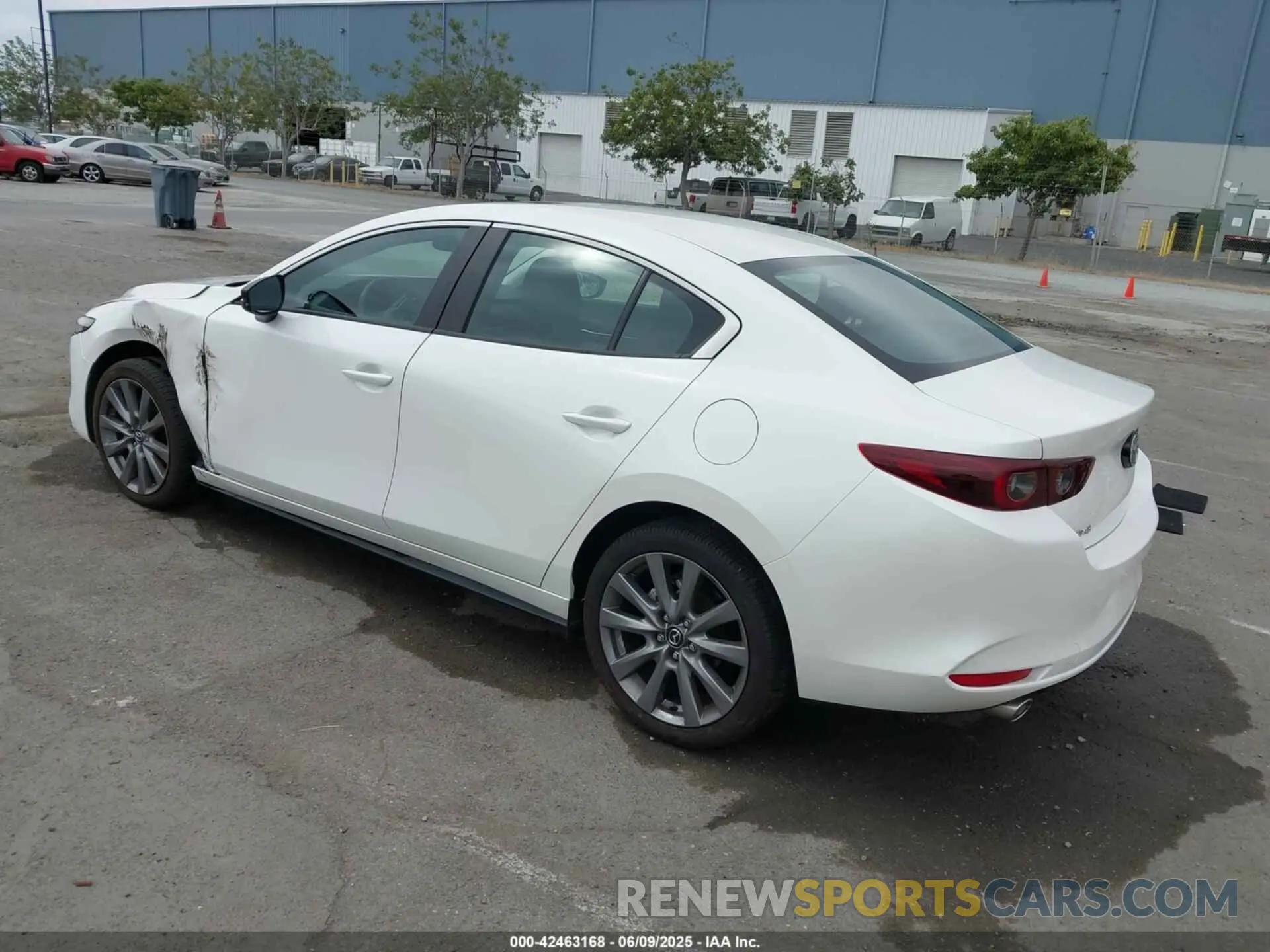 3 Photograph of a damaged car 3MZBPACM4RM425897 MAZDA MAZDA3 2024