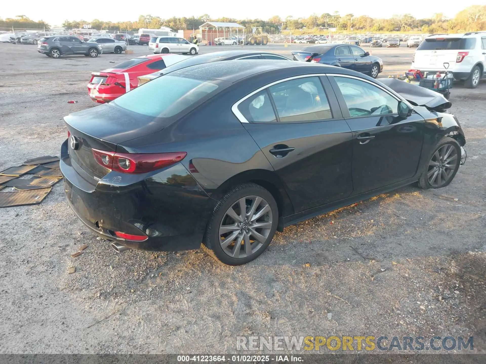 4 Photograph of a damaged car 3MZBPACM5RM402967 MAZDA MAZDA3 2024