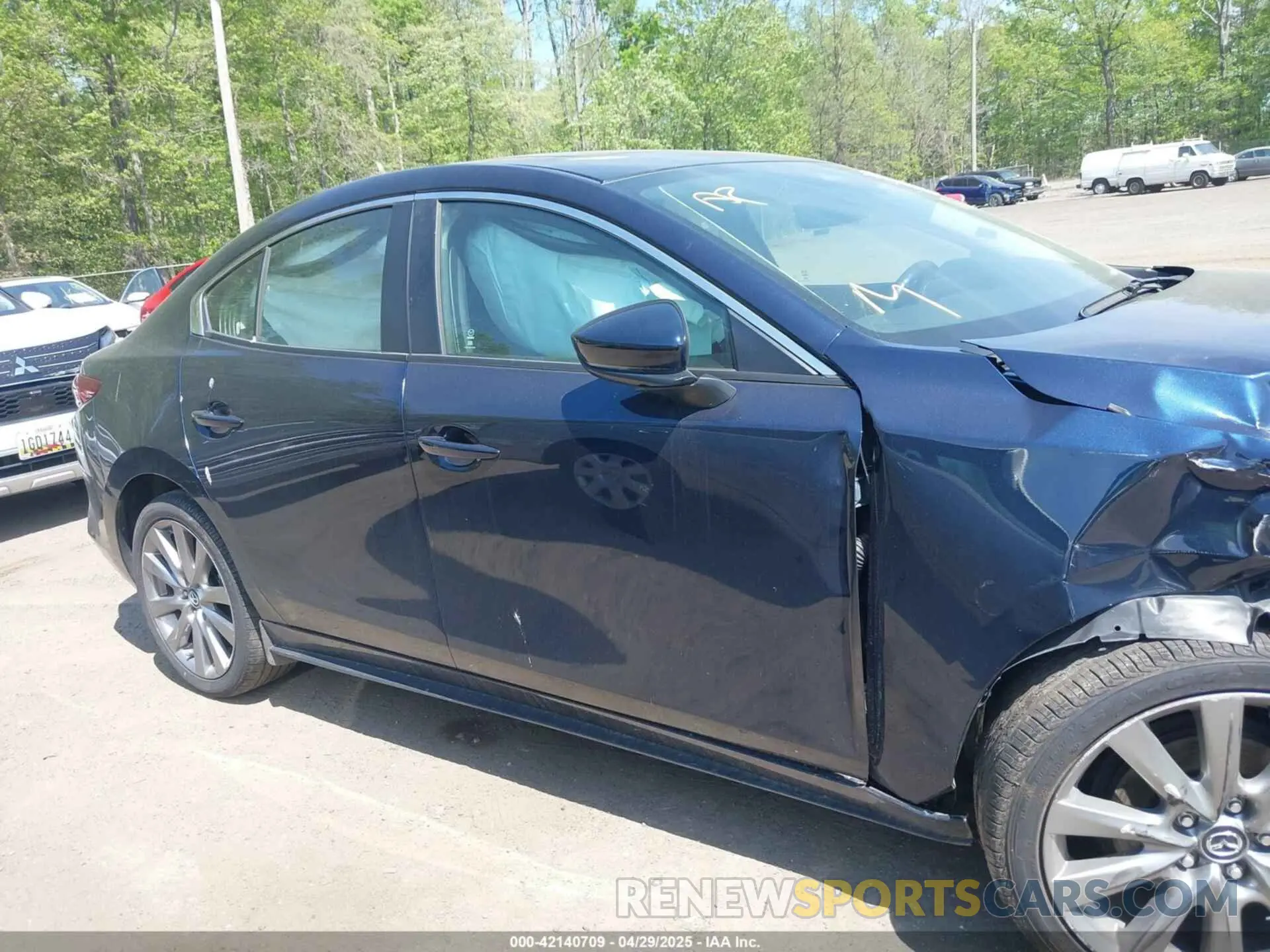 13 Photograph of a damaged car 3MZBPACM7RM415218 MAZDA MAZDA3 2024