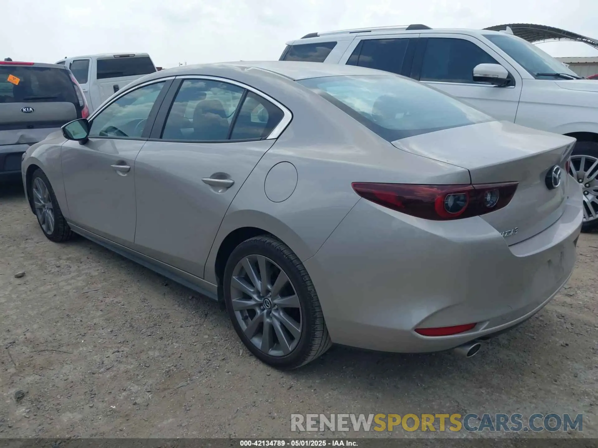 3 Photograph of a damaged car 3MZBPACMXRM414340 MAZDA MAZDA3 2024