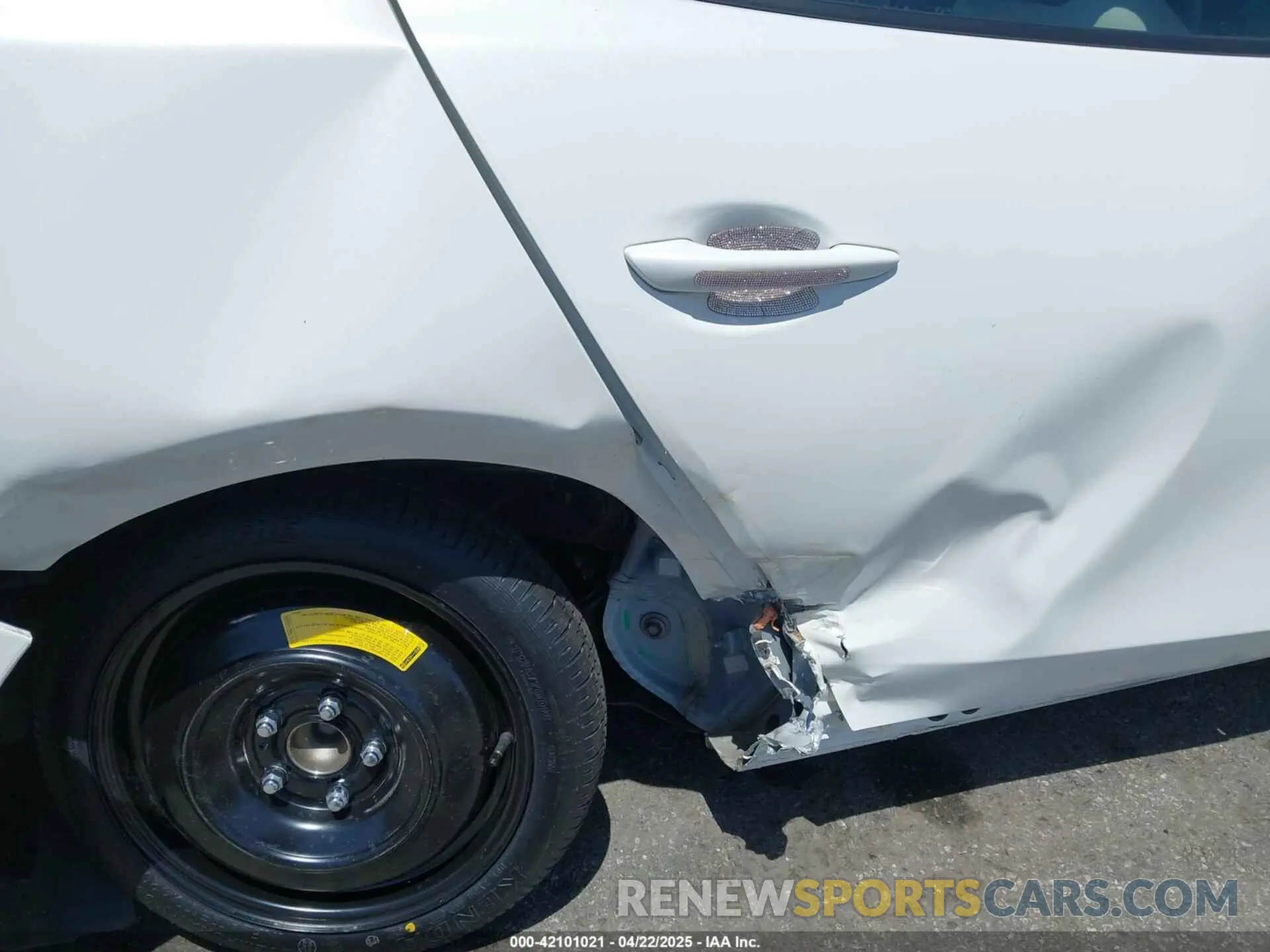 6 Photograph of a damaged car 3MZBPACMXRM420901 MAZDA MAZDA3 2024