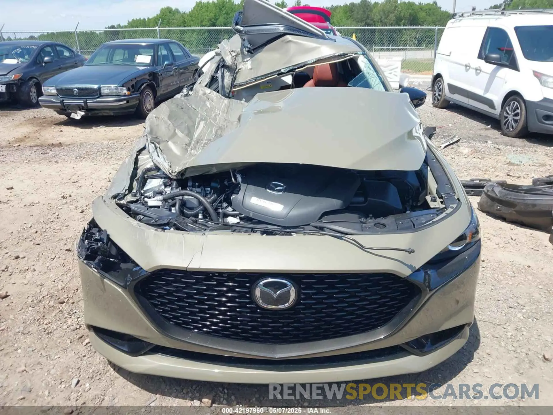 11 Photograph of a damaged car 3MZBPBXY1RM421132 MAZDA MAZDA3 2024