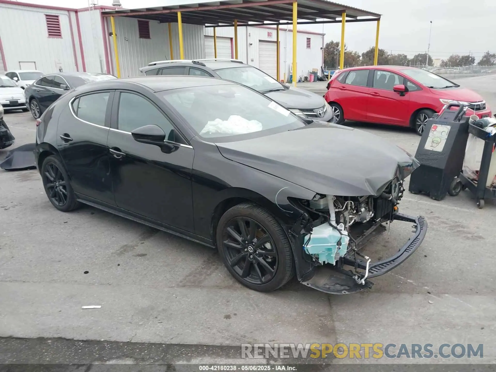 1 Photograph of a damaged car JM1BPAKM2R1716321 MAZDA MAZDA3 2024