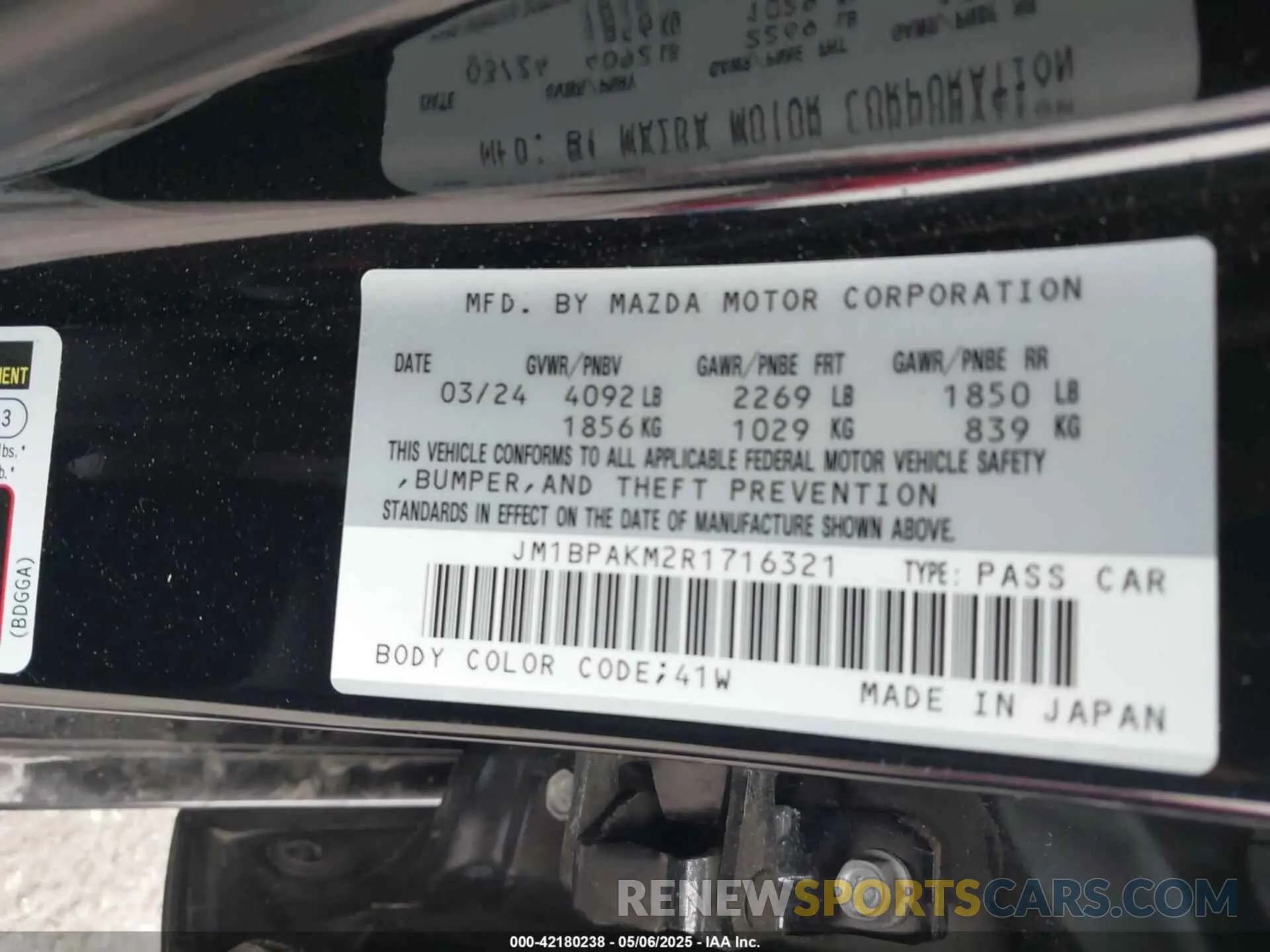 9 Photograph of a damaged car JM1BPAKM2R1716321 MAZDA MAZDA3 2024