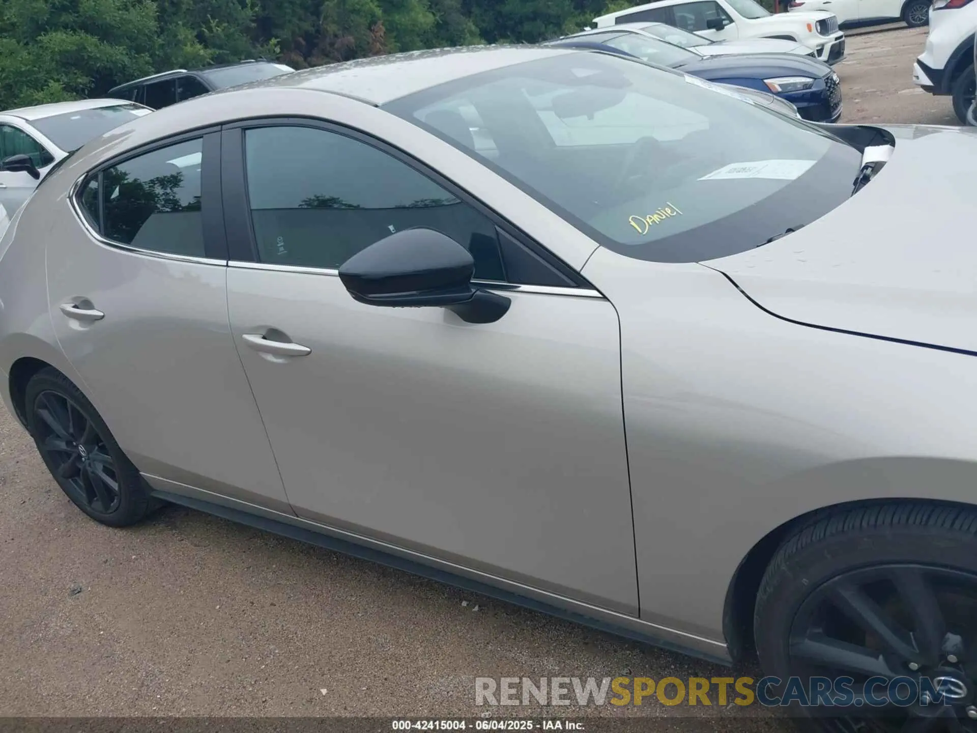13 Photograph of a damaged car JM1BPAKM7R1722311 MAZDA MAZDA3 2024