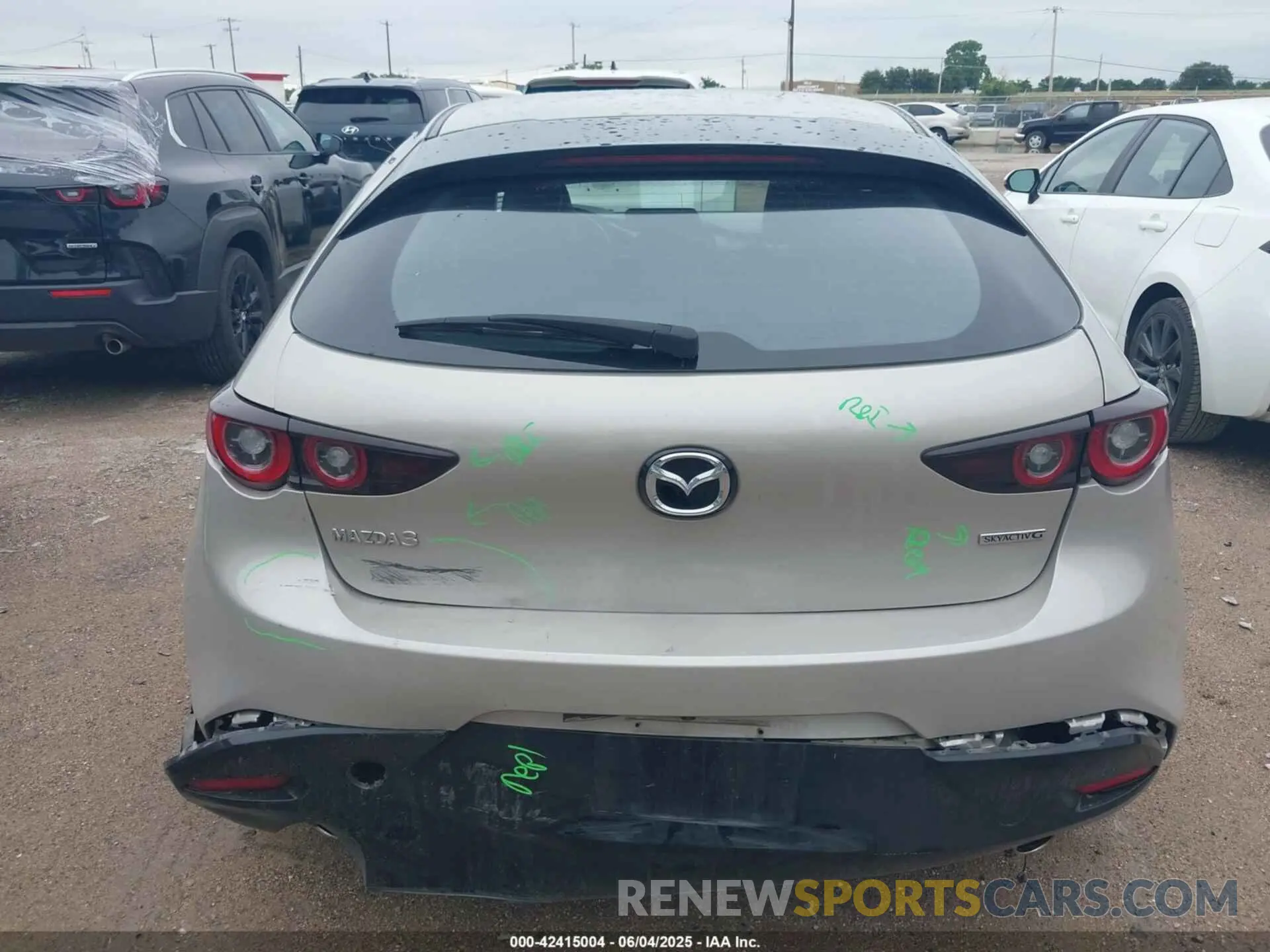 16 Photograph of a damaged car JM1BPAKM7R1722311 MAZDA MAZDA3 2024