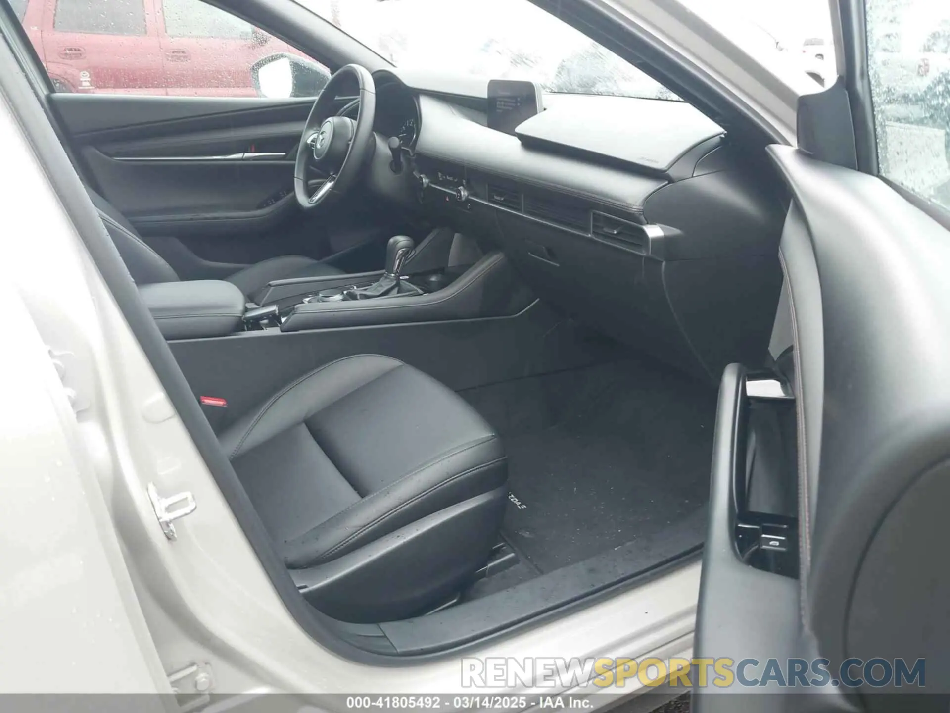5 Photograph of a damaged car JM1BPAKMXR1721864 MAZDA MAZDA3 2024