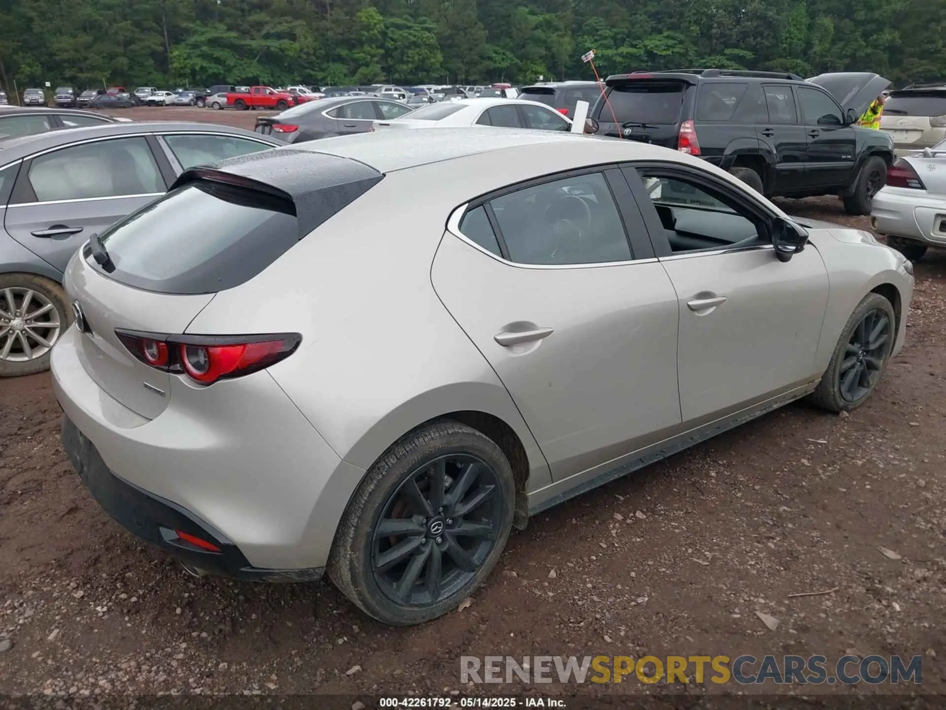 4 Photograph of a damaged car JM1BPAKMXR1722416 MAZDA MAZDA3 2024