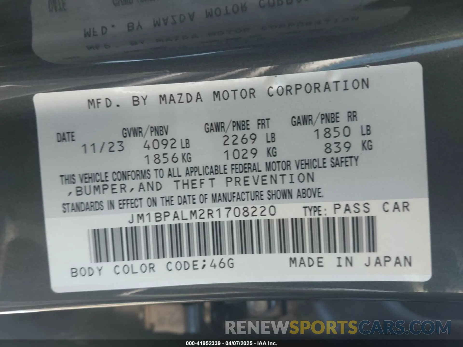 9 Photograph of a damaged car JM1BPALM2R1708220 MAZDA MAZDA3 2024