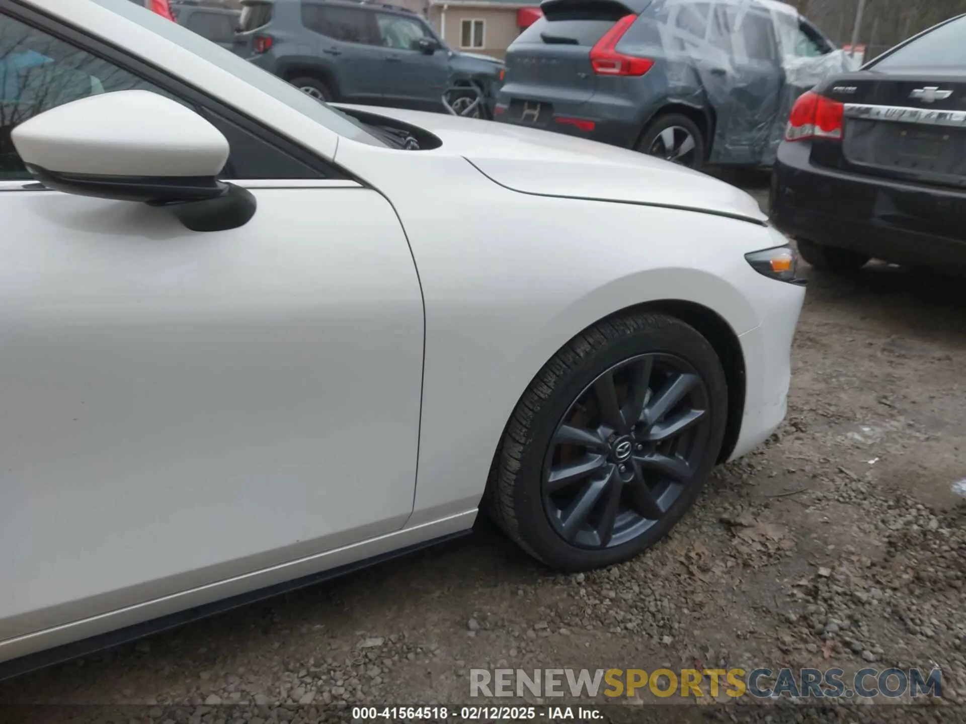 19 Photograph of a damaged car JM1BPALM5R1719017 MAZDA MAZDA3 2024