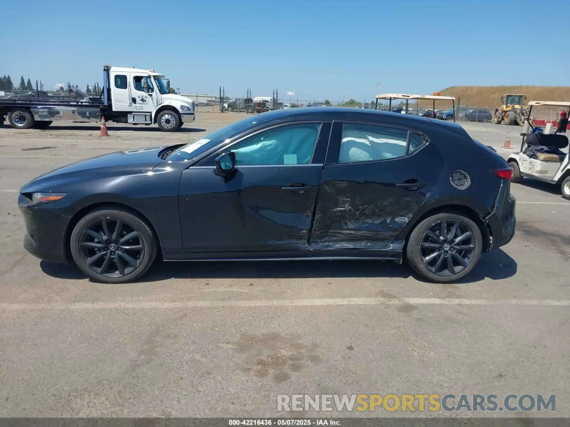 13 Photograph of a damaged car JM1BPAMM7R1656291 MAZDA MAZDA3 2024