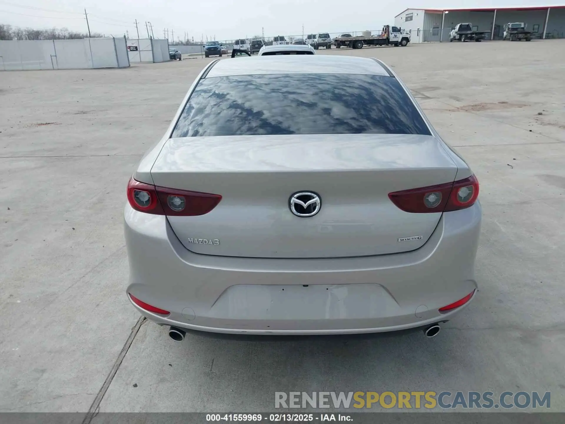 15 Photograph of a damaged car 3MZBPABM7SM450378 MAZDA MAZDA3 2025