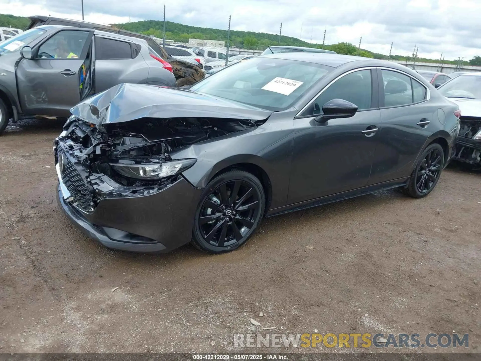 2 Photograph of a damaged car 3MZBPABM9SM468512 MAZDA MAZDA3 2025