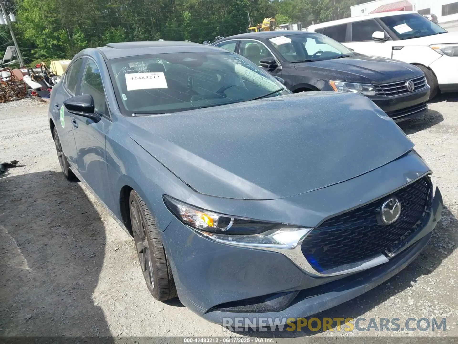 1 Photograph of a damaged car 3MZBPBCM4SM467451 MAZDA MAZDA3 2025