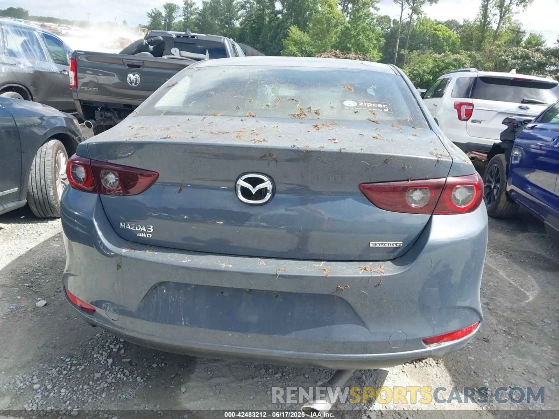 16 Photograph of a damaged car 3MZBPBCM4SM467451 MAZDA MAZDA3 2025