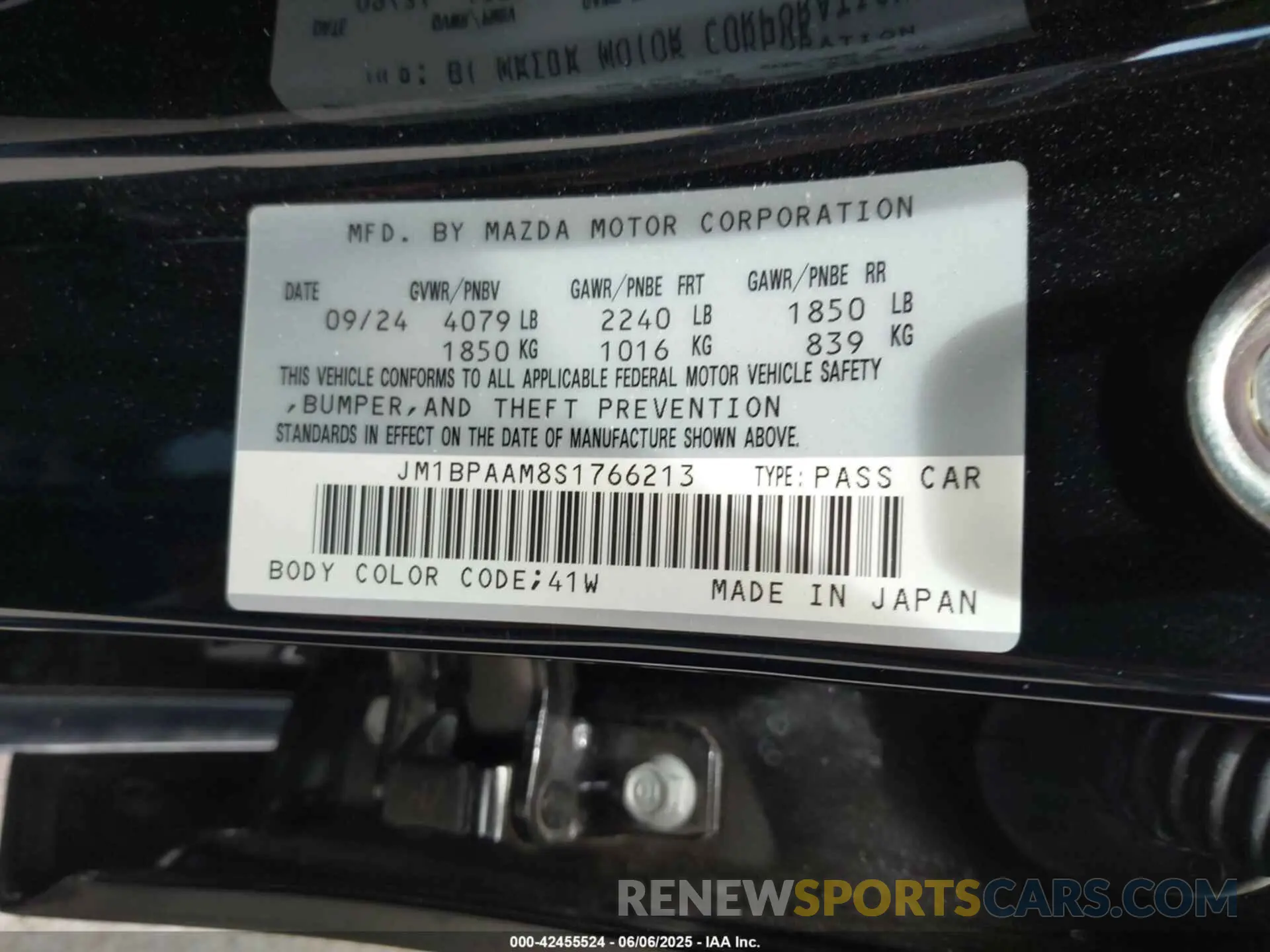 9 Photograph of a damaged car JM1BPAAM8S1766213 MAZDA MAZDA3 2025