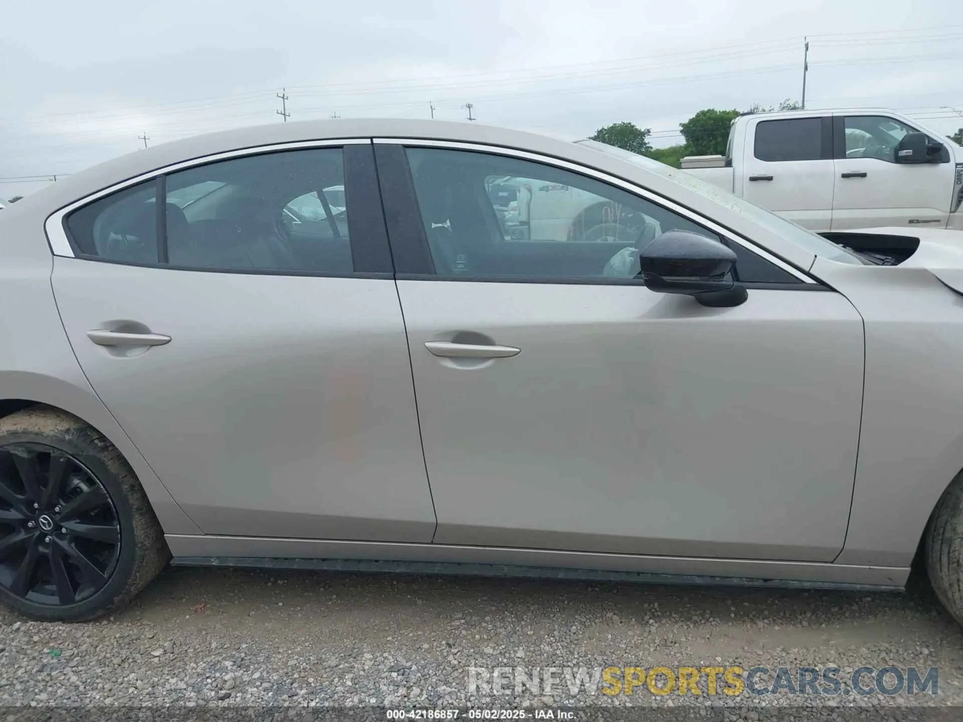 13 Photograph of a damaged car JM1BPABM5S1762571 MAZDA MAZDA3 2025