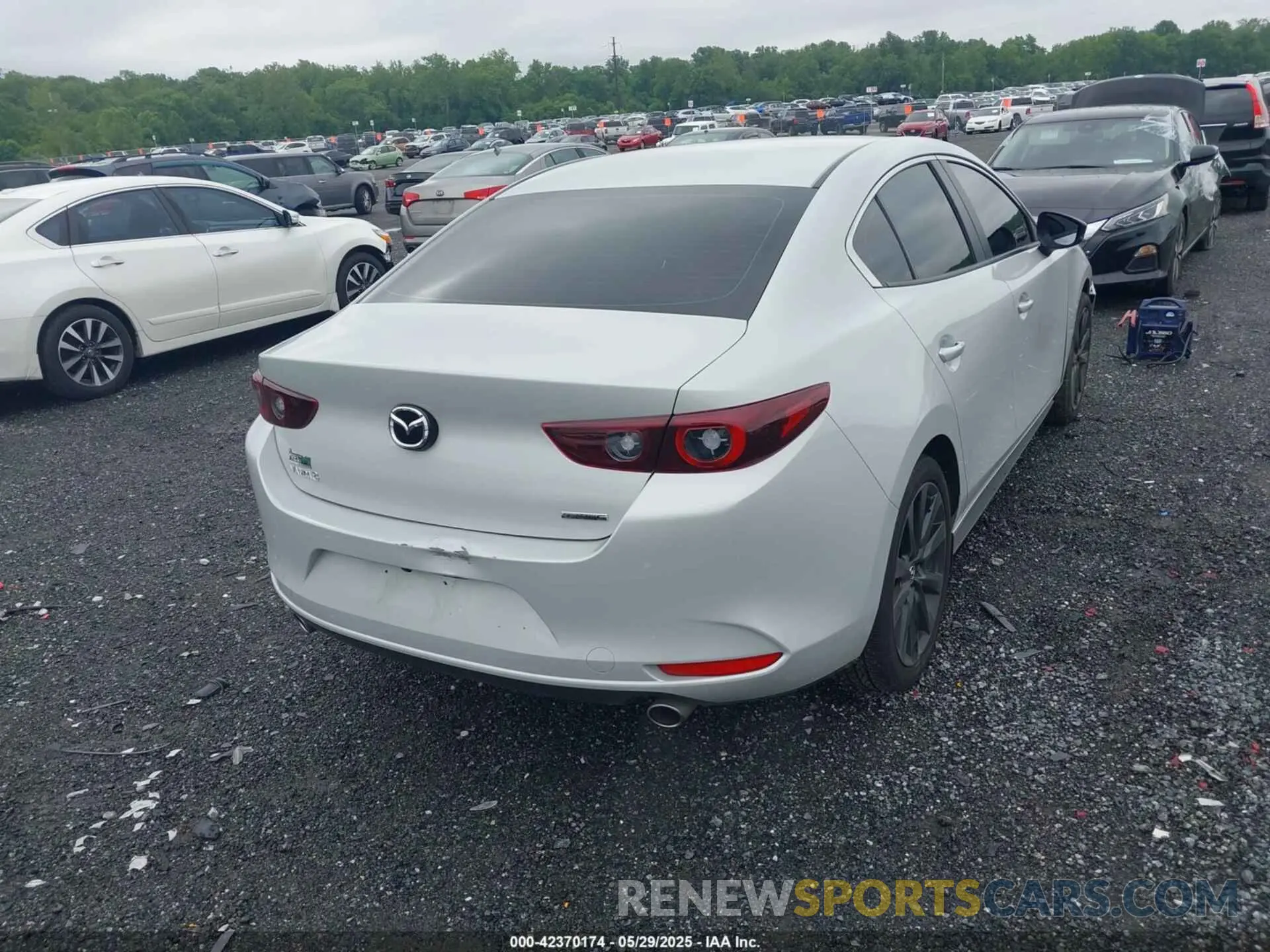 16 Photograph of a damaged car JM1BPABM7S1764208 MAZDA MAZDA3 2025