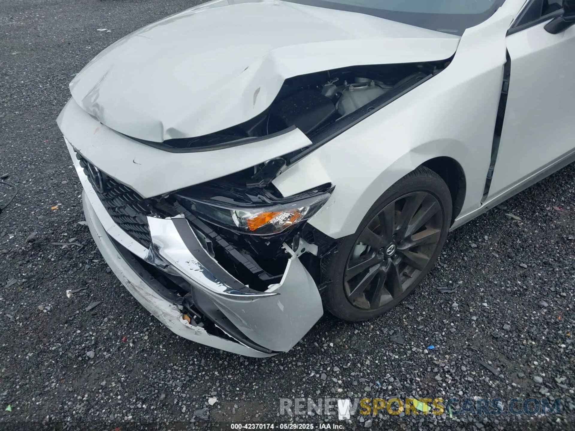 6 Photograph of a damaged car JM1BPABM7S1764208 MAZDA MAZDA3 2025