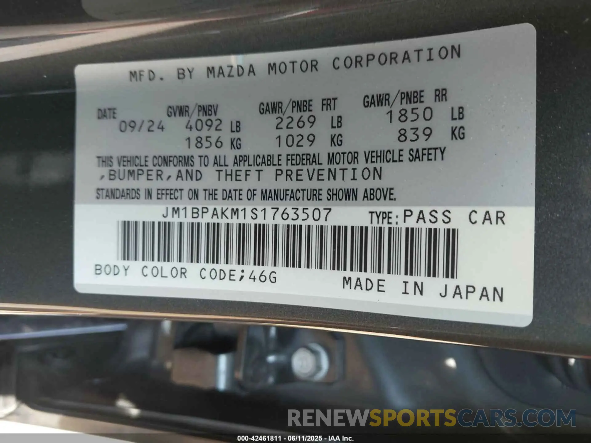 9 Photograph of a damaged car JM1BPAKM1S1763507 MAZDA MAZDA3 2025