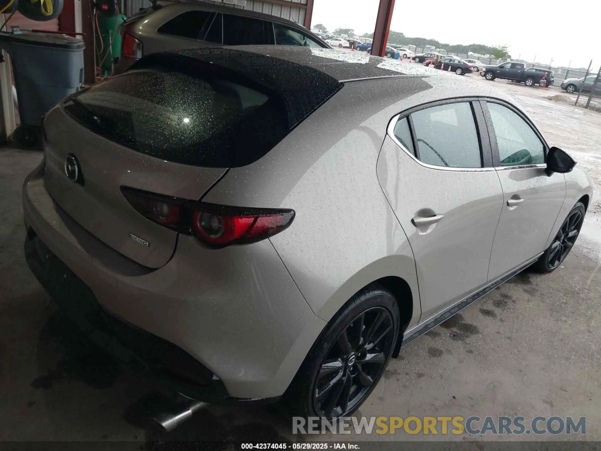 4 Photograph of a damaged car JM1BPAKM4S1753716 MAZDA MAZDA3 2025