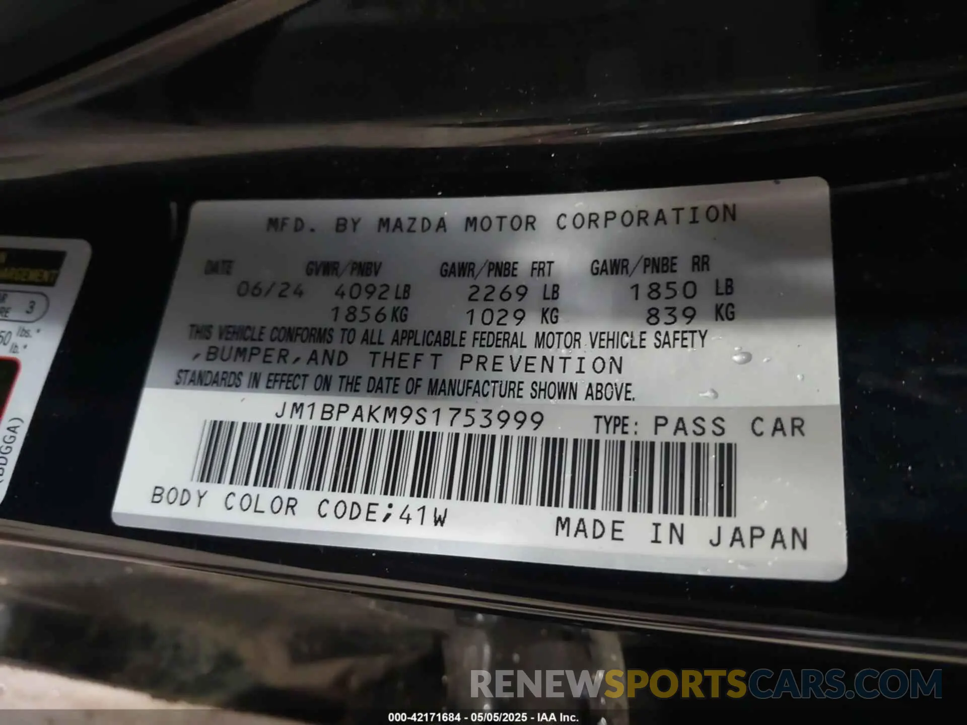9 Photograph of a damaged car JM1BPAKM9S1753999 MAZDA MAZDA3 2025