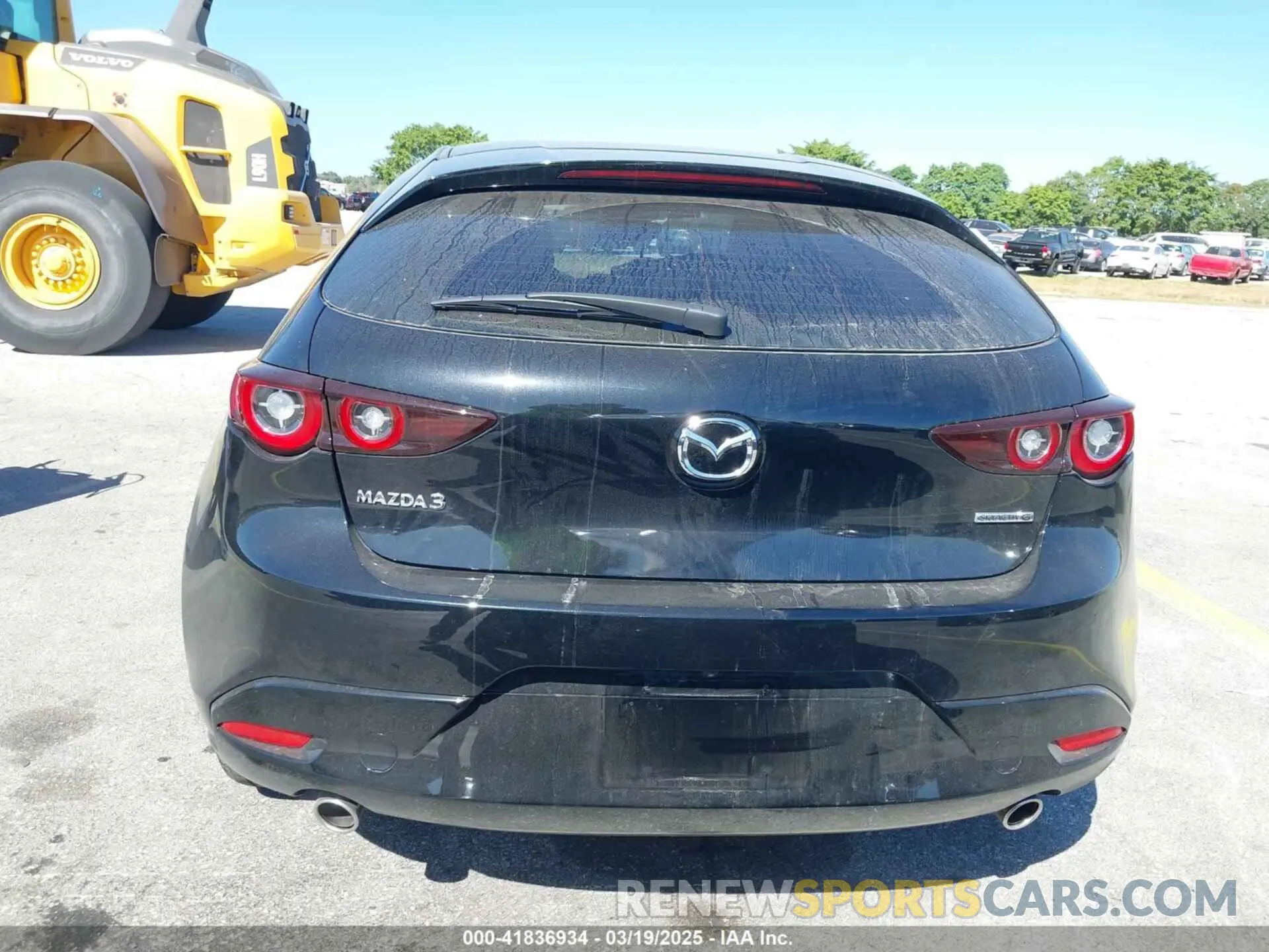16 Photograph of a damaged car JM1BPALM2S1774739 MAZDA MAZDA3 2025