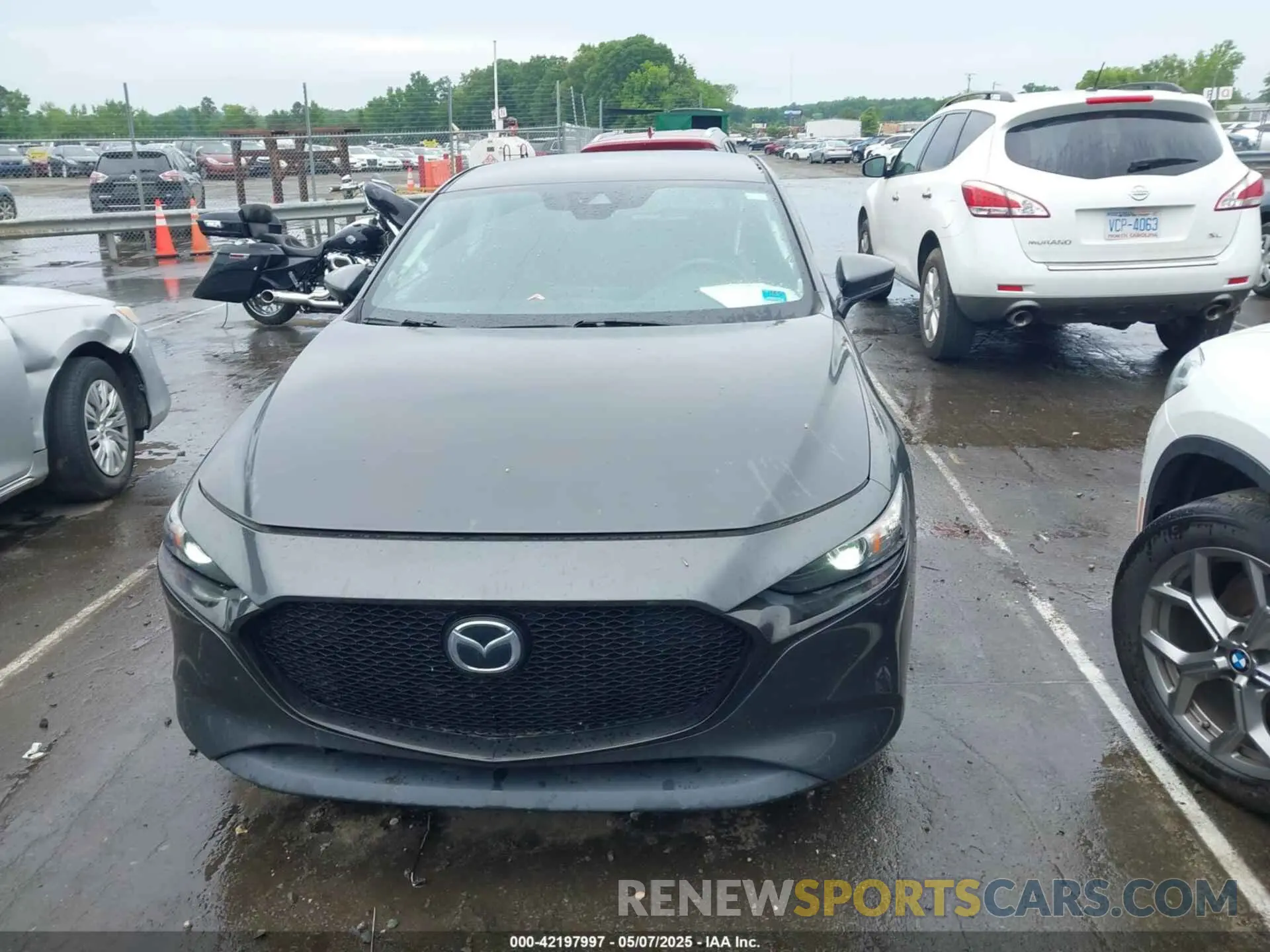 12 Photograph of a damaged car JM1BPBJM2K1134491 MAZDA MAZDA3 HATCHBACK 2019