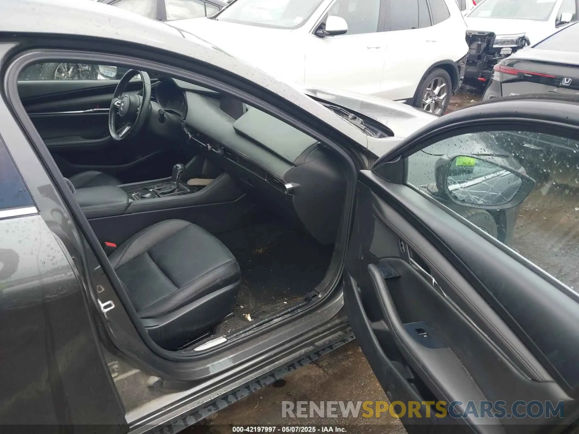 5 Photograph of a damaged car JM1BPBJM2K1134491 MAZDA MAZDA3 HATCHBACK 2019