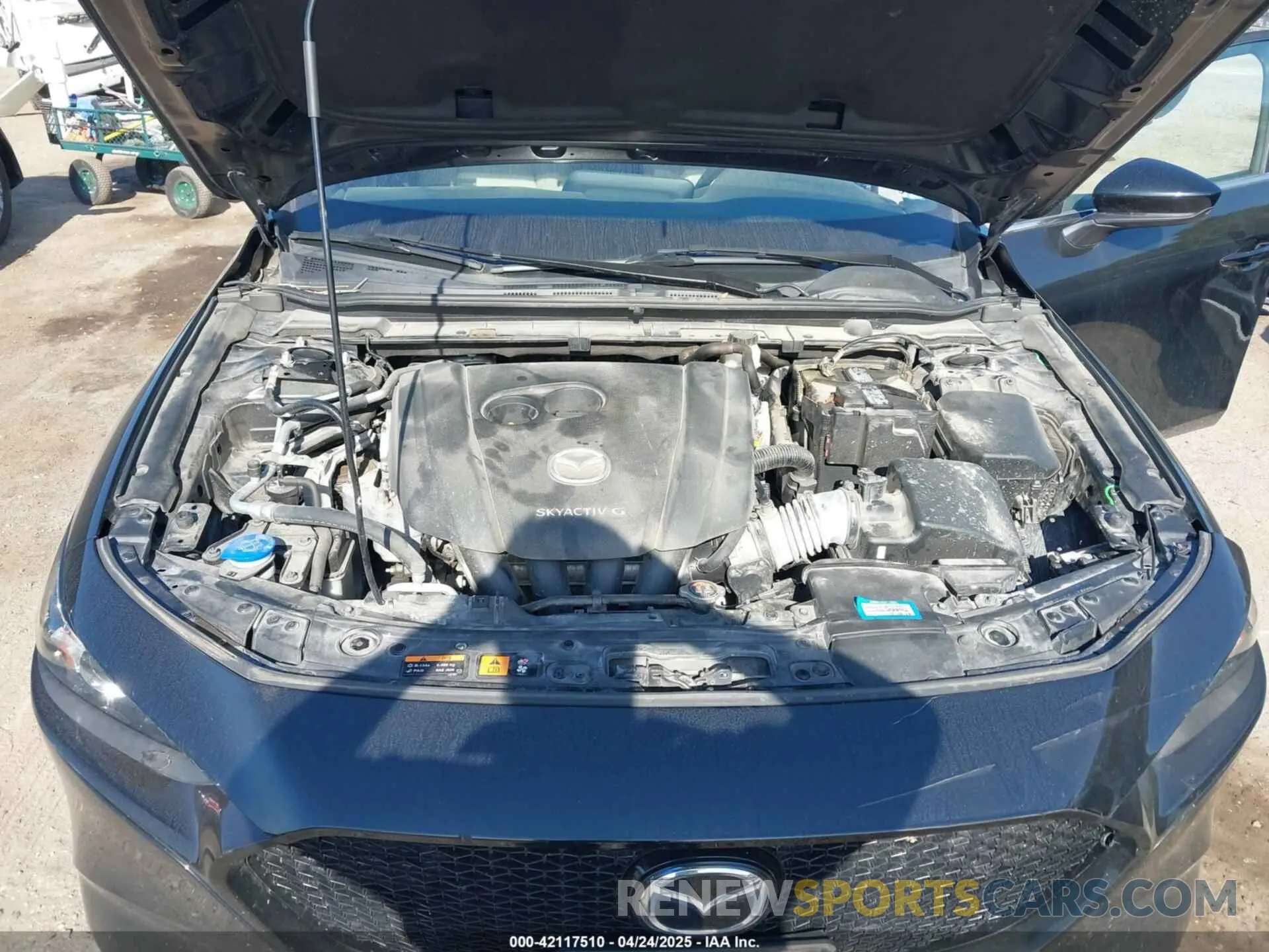 10 Photograph of a damaged car JM1BPBJM9K1122225 MAZDA MAZDA3 HATCHBACK 2019