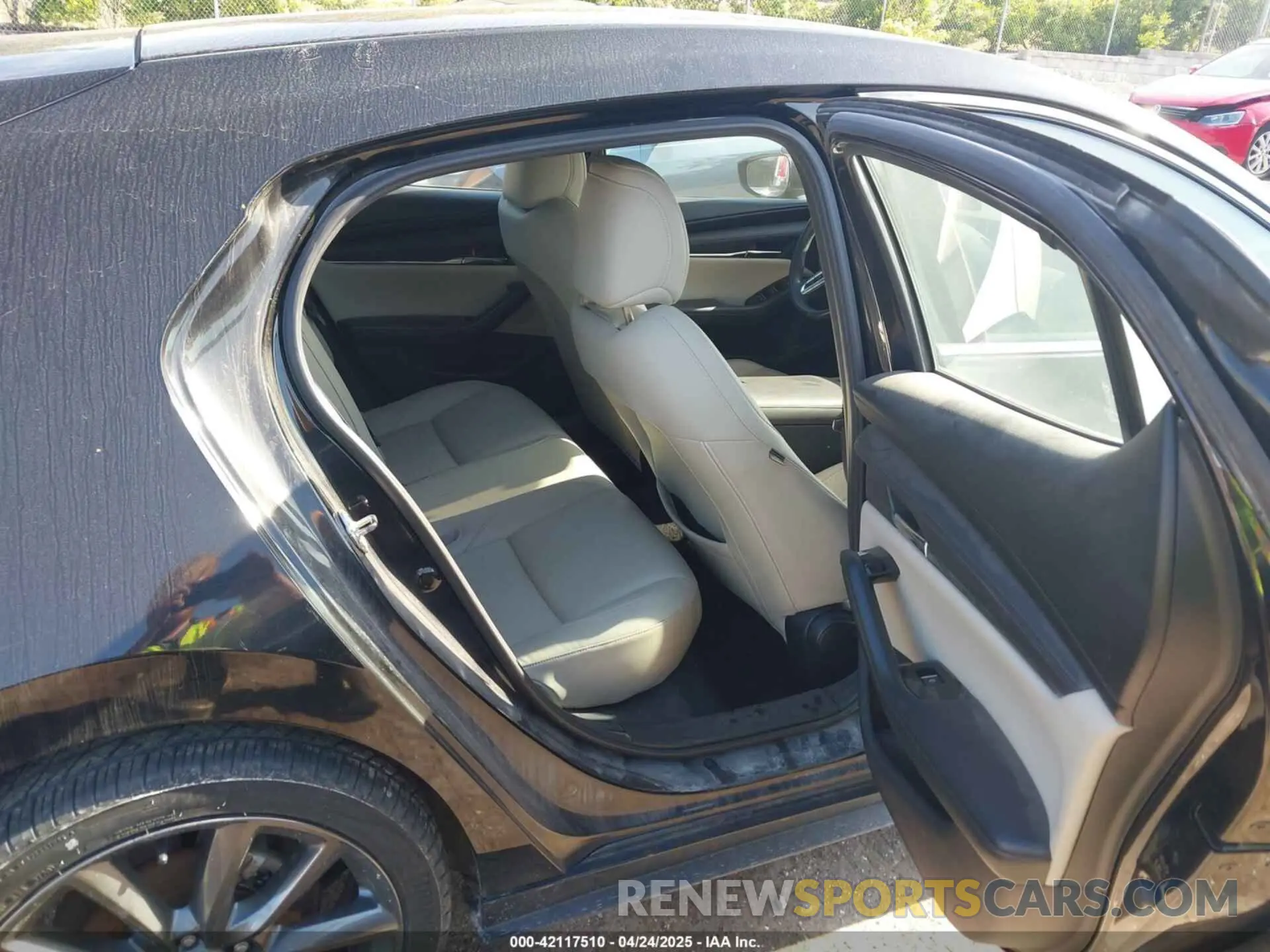 8 Photograph of a damaged car JM1BPBJM9K1122225 MAZDA MAZDA3 HATCHBACK 2019