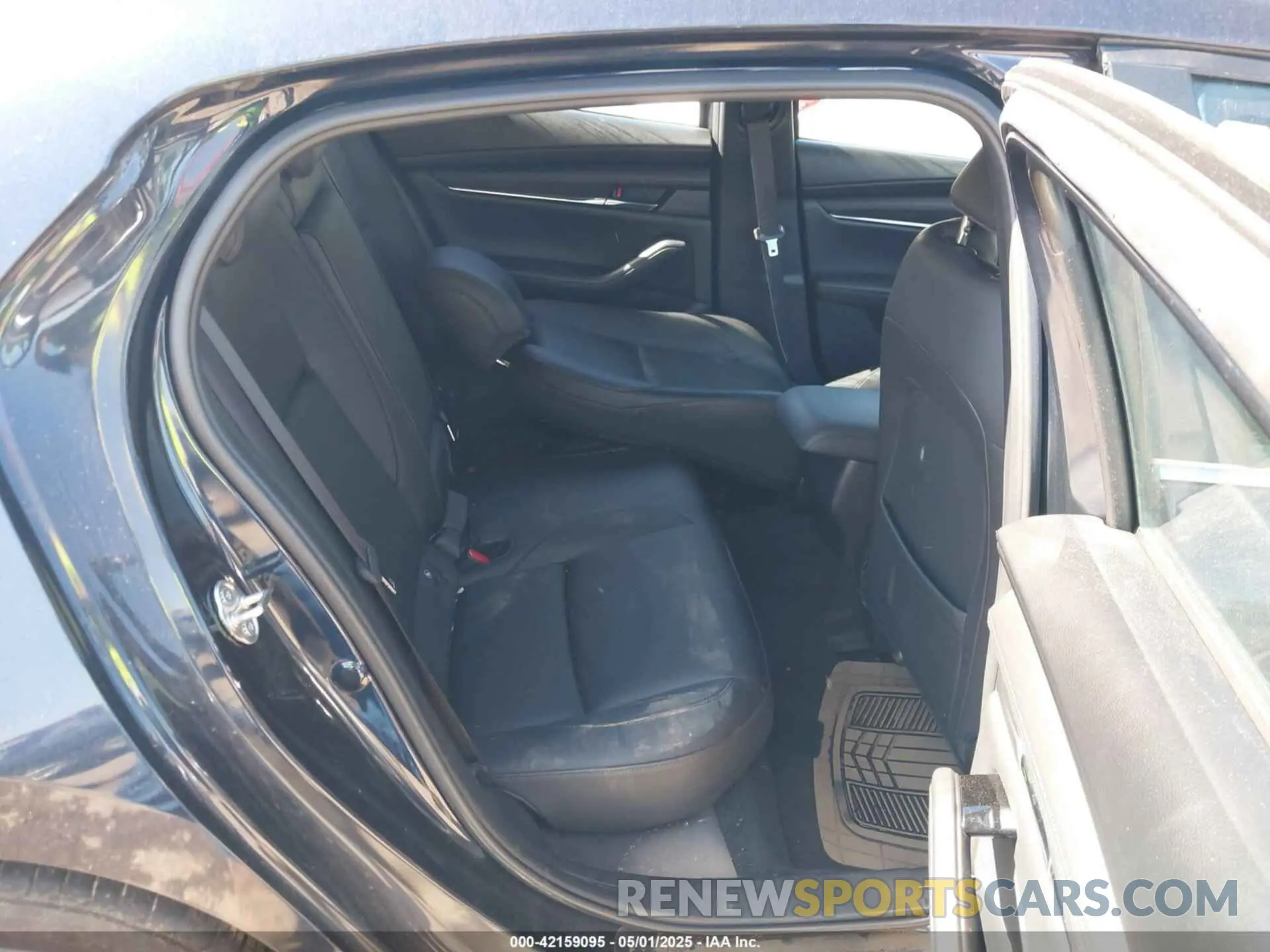 8 Photograph of a damaged car JM1BPBMM4K1128865 MAZDA MAZDA3 HATCHBACK 2019