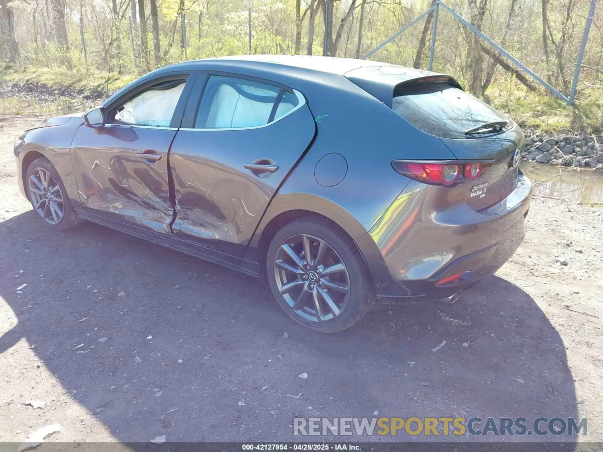 3 Photograph of a damaged car JM1BPBLMXL1160464 MAZDA MAZDA3 HATCHBACK 2020