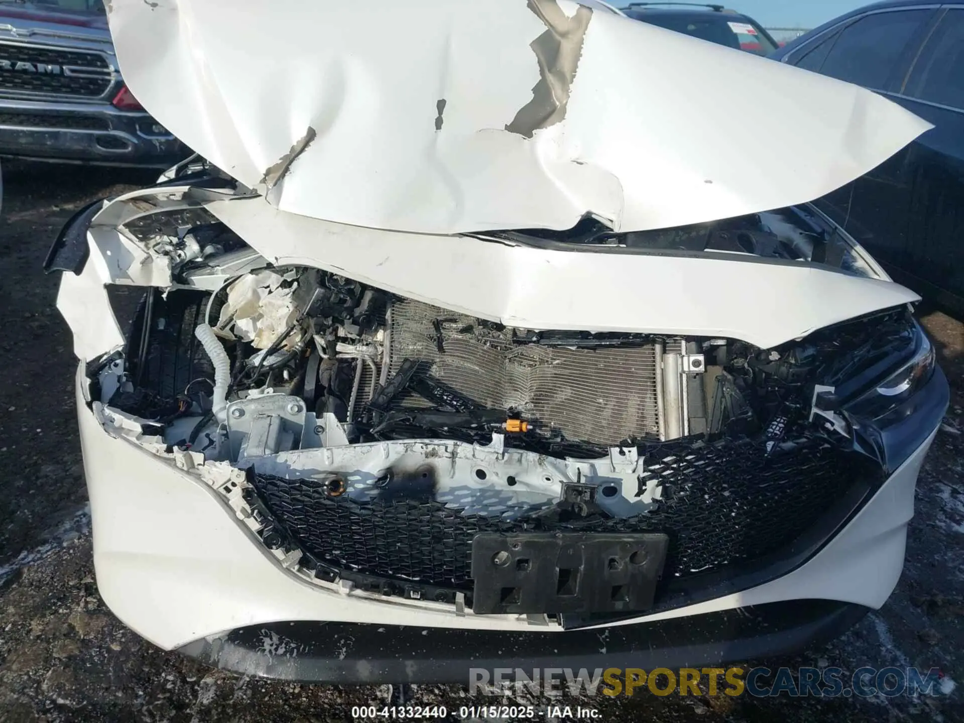 6 Photograph of a damaged car JM1BPBMM0L1157345 MAZDA MAZDA3 HATCHBACK 2020
