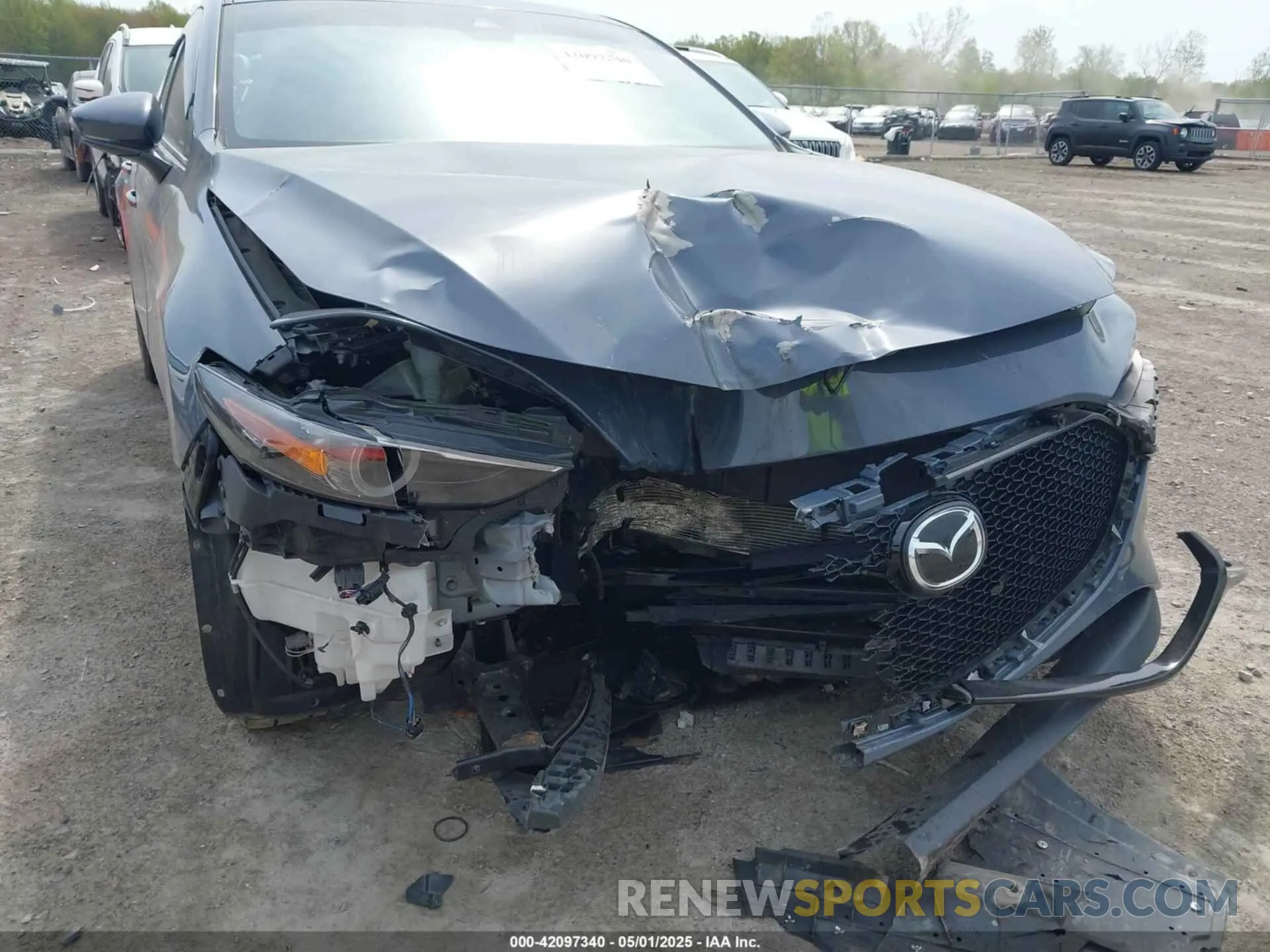 18 Photograph of a damaged car JM1BPBNM3L1171285 MAZDA MAZDA3 HATCHBACK 2020
